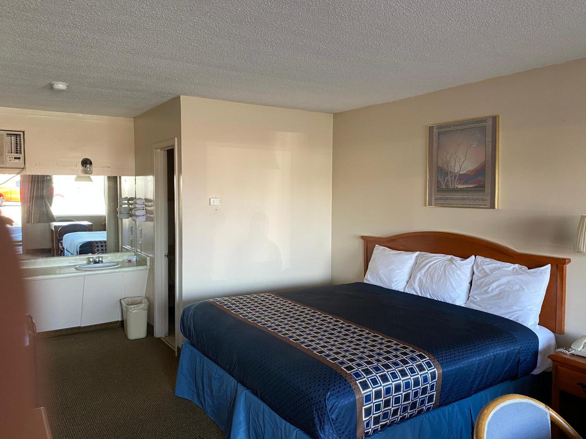 Parkview Motel photo 15