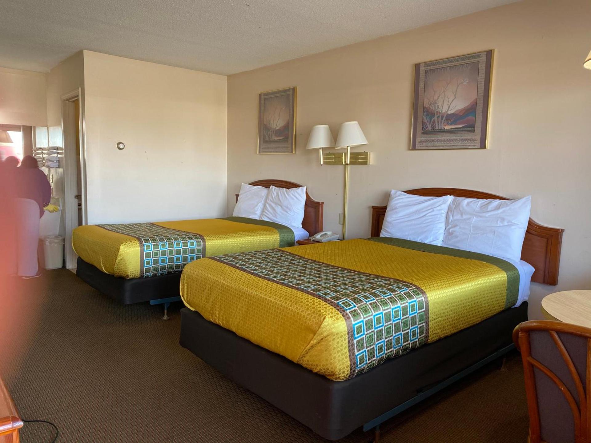 Parkview Motel photo 37