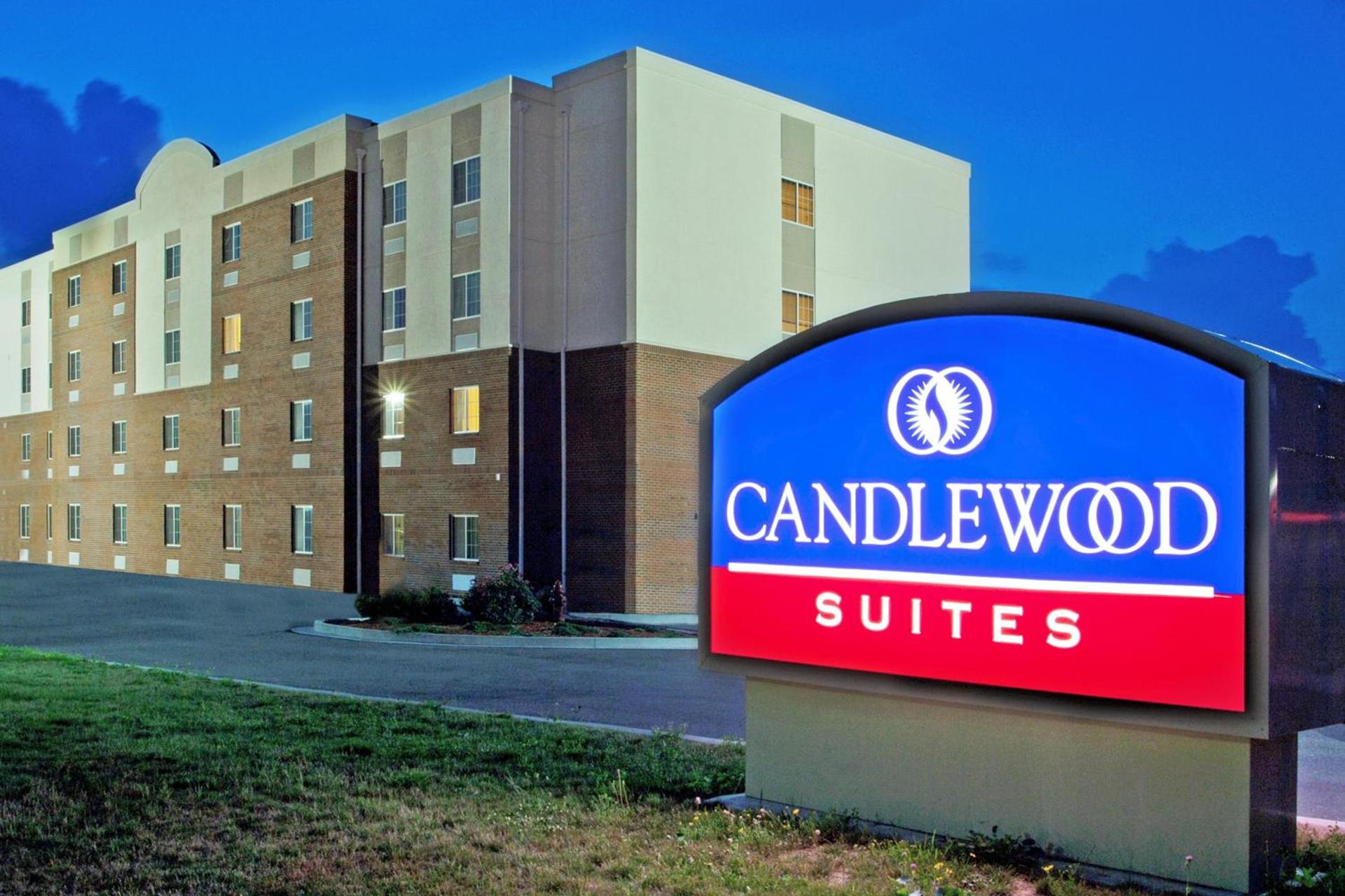 Candlewood Suites Washington North by IHG photo 28