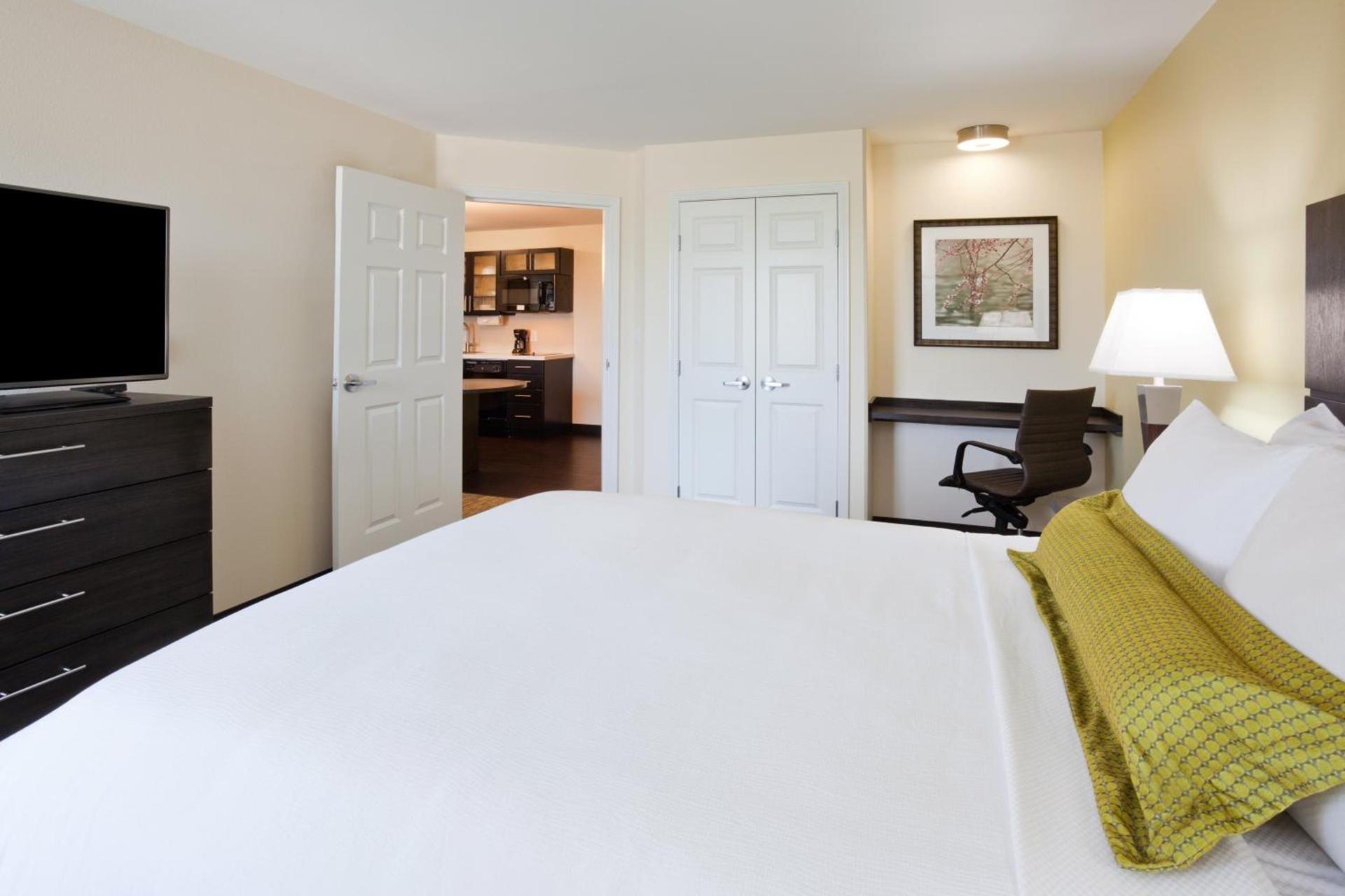 Candlewood Suites Dickinson by IHG photo 31