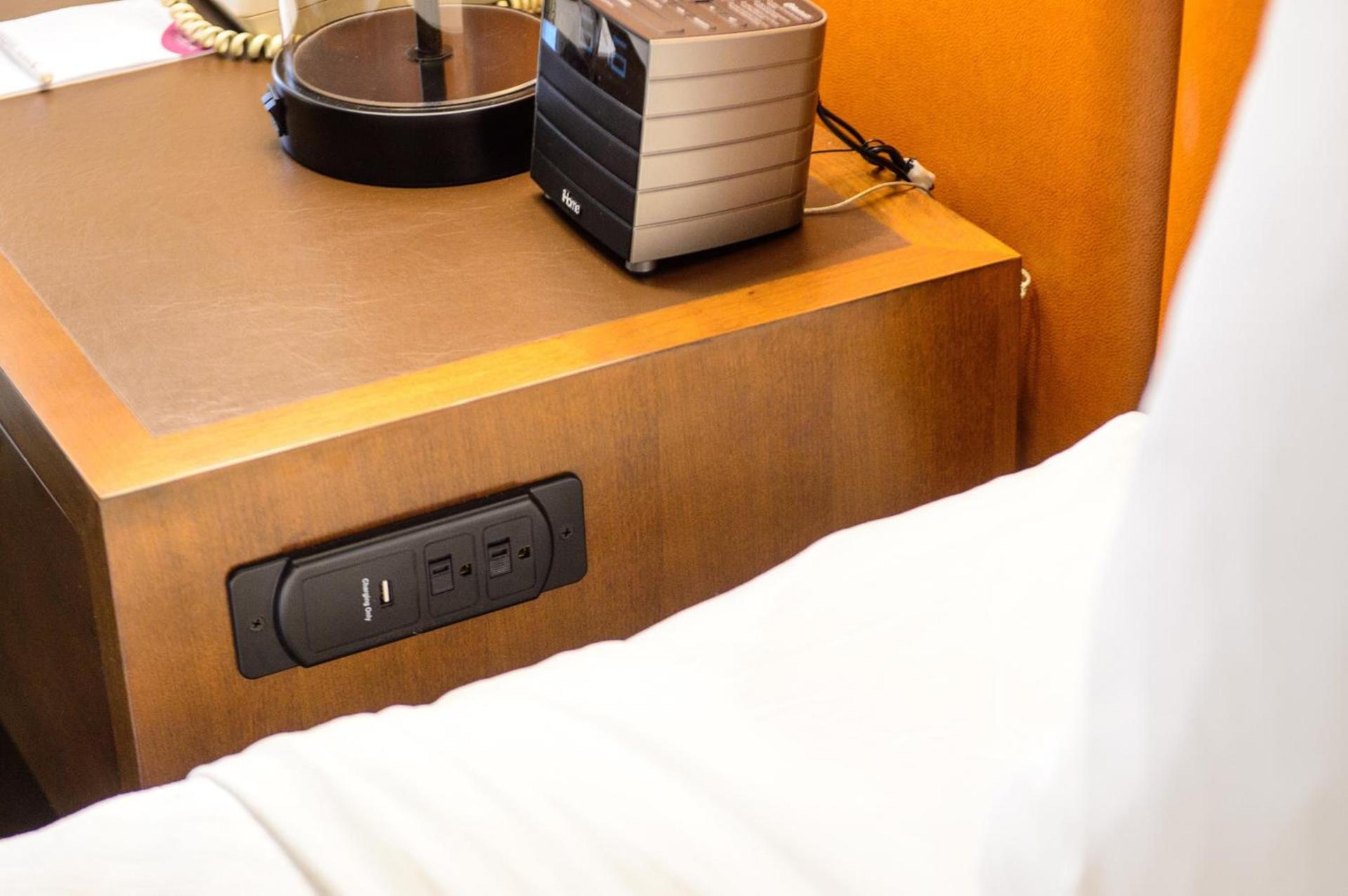 Crowne Plaza Dulles Airport by IHG photo 59