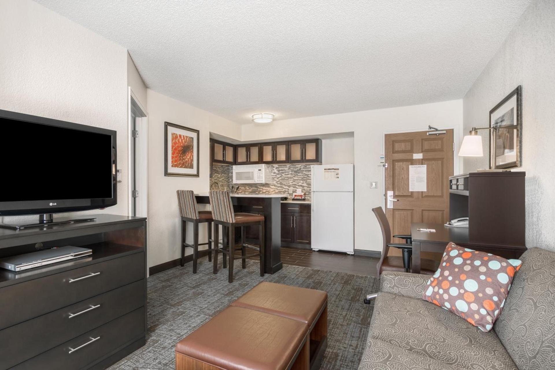 Staybridge Suites Wilmington-Newark by IHG photo 2