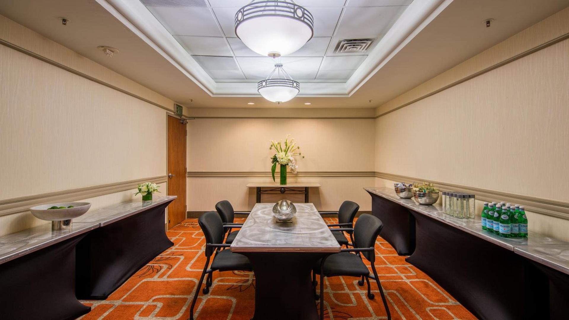 Holiday Inn San Francisco - Golden Gateway newly renovated with No Resort Fee photo 13