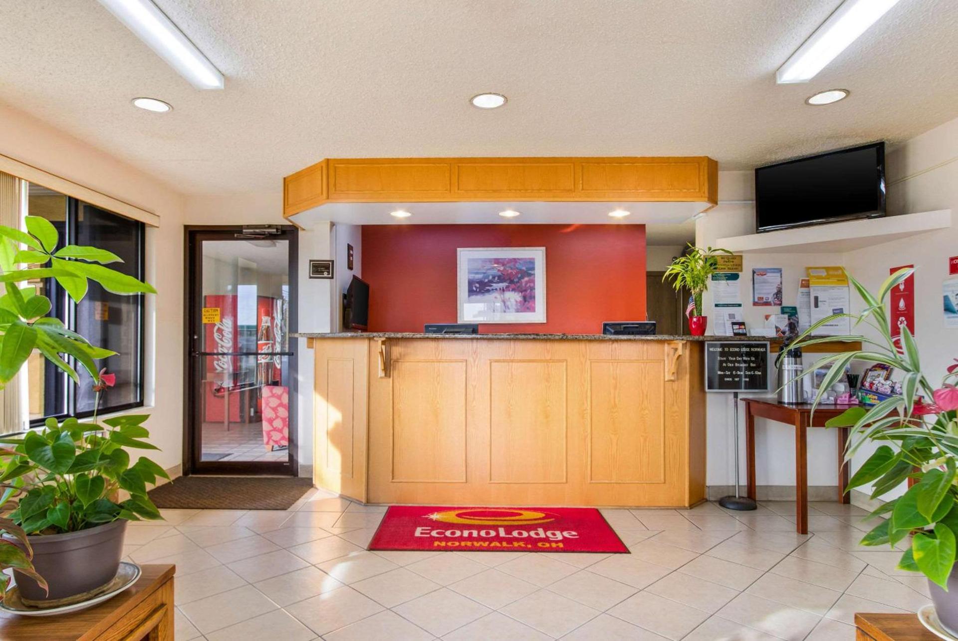 Econo Lodge photo 9