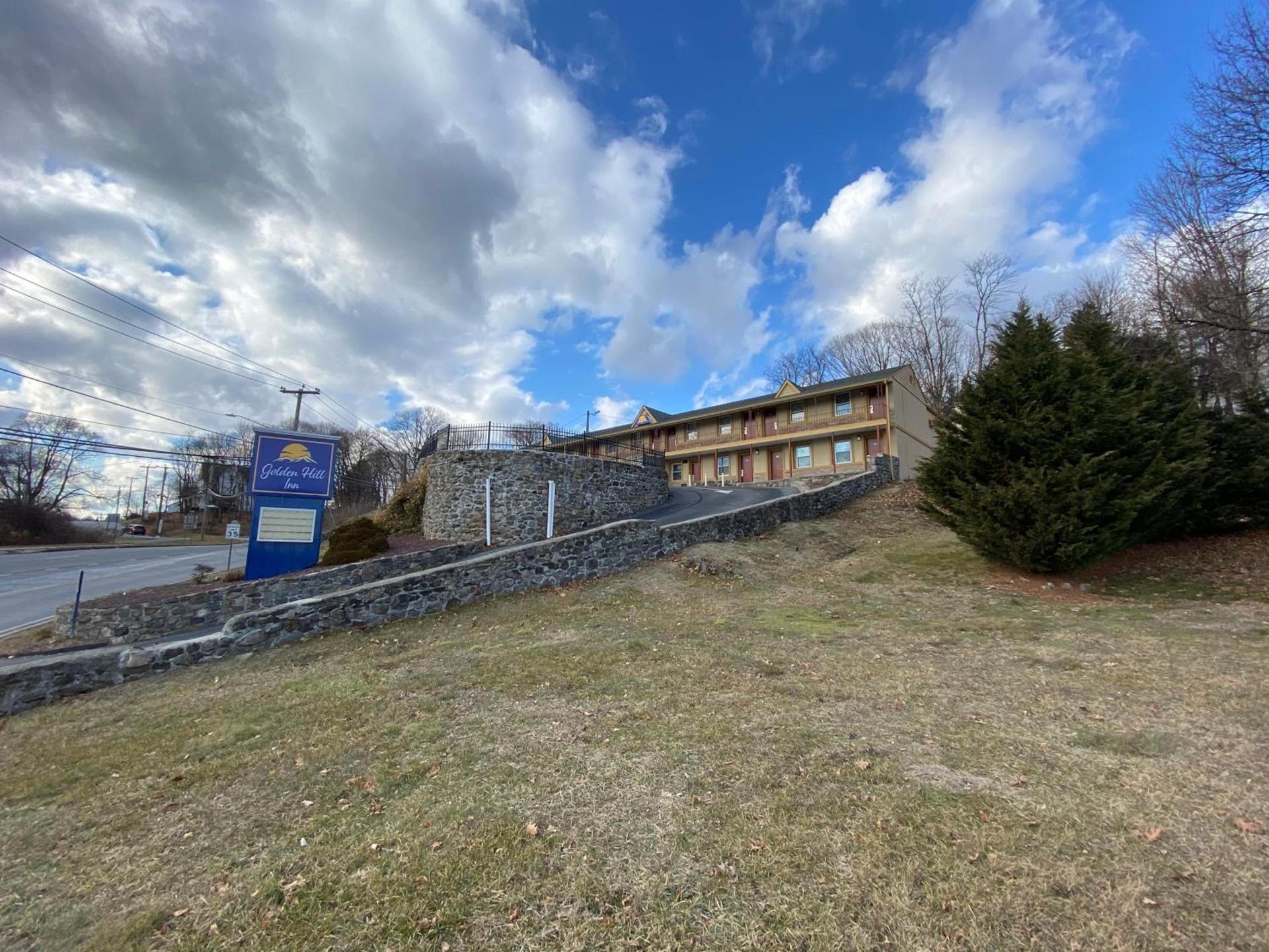 Golden Hill Inn-Danbury photo 13