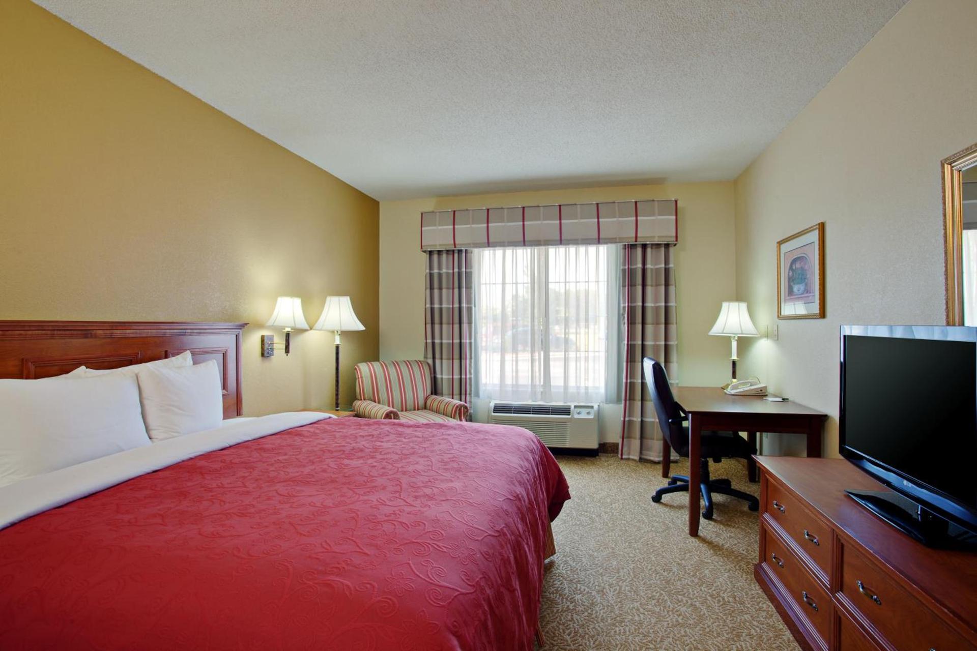 Country Inn & Suites by Radisson, Goldsboro, NC photo 48