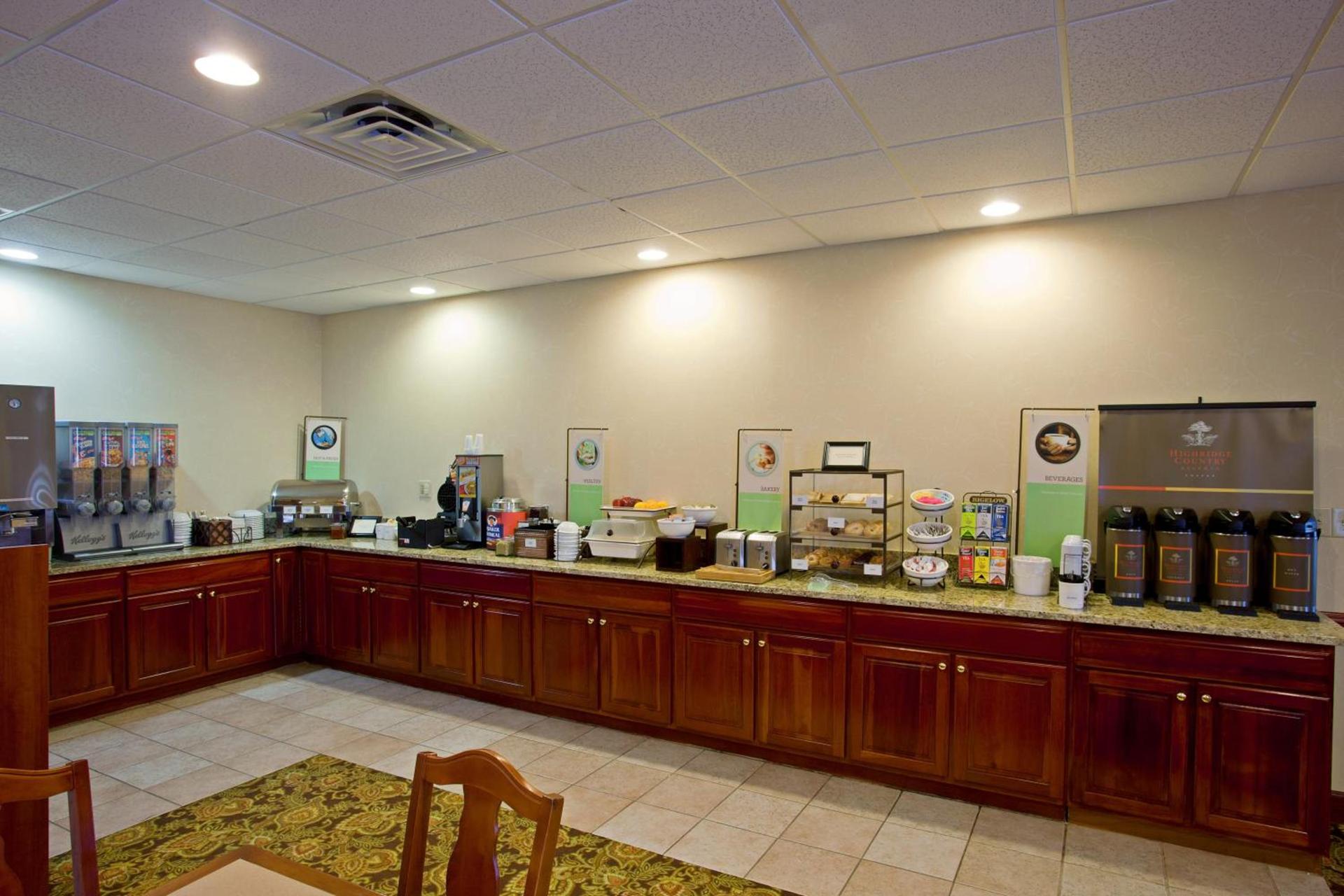 Country Inn & Suites by Radisson, Goldsboro, NC photo 41