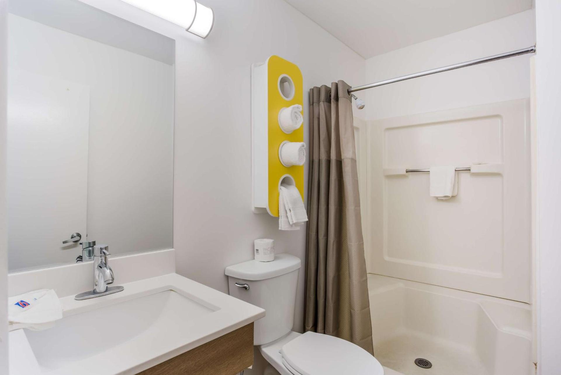 Studio 6 Extended Stay - Jacksonville, FL - South photo 16