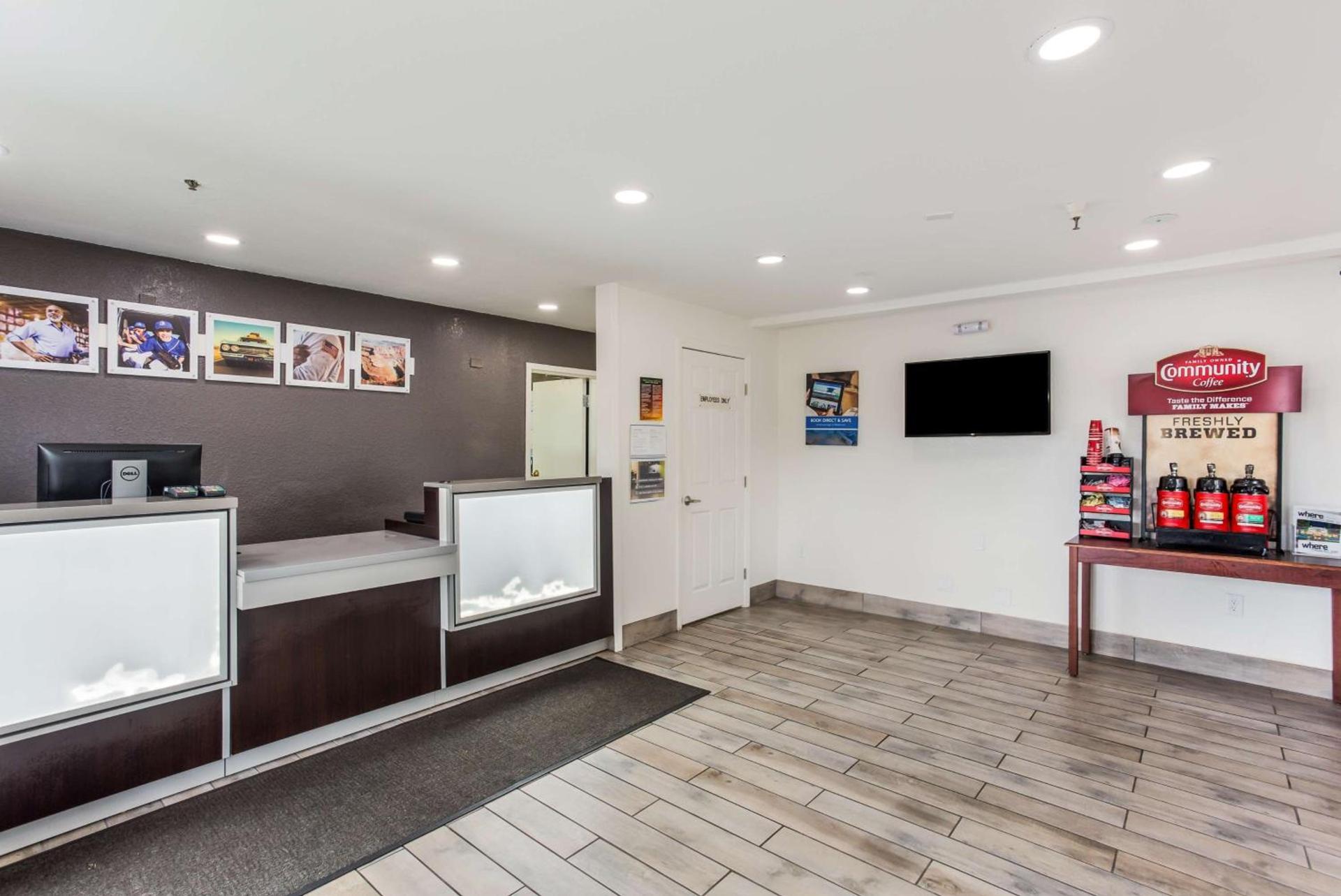 Studio 6 Extended Stay - Jacksonville, FL - South photo 18