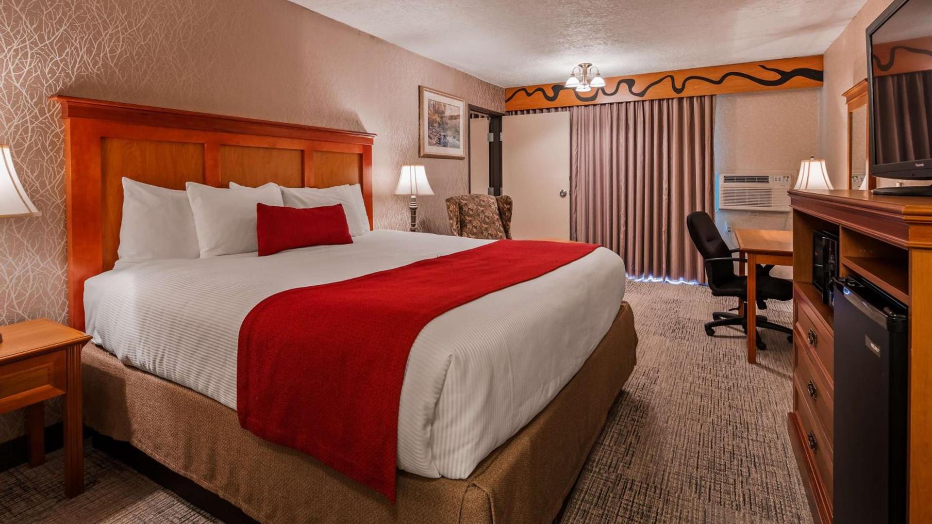 Best Western Plus Rivershore Hotel photo 8