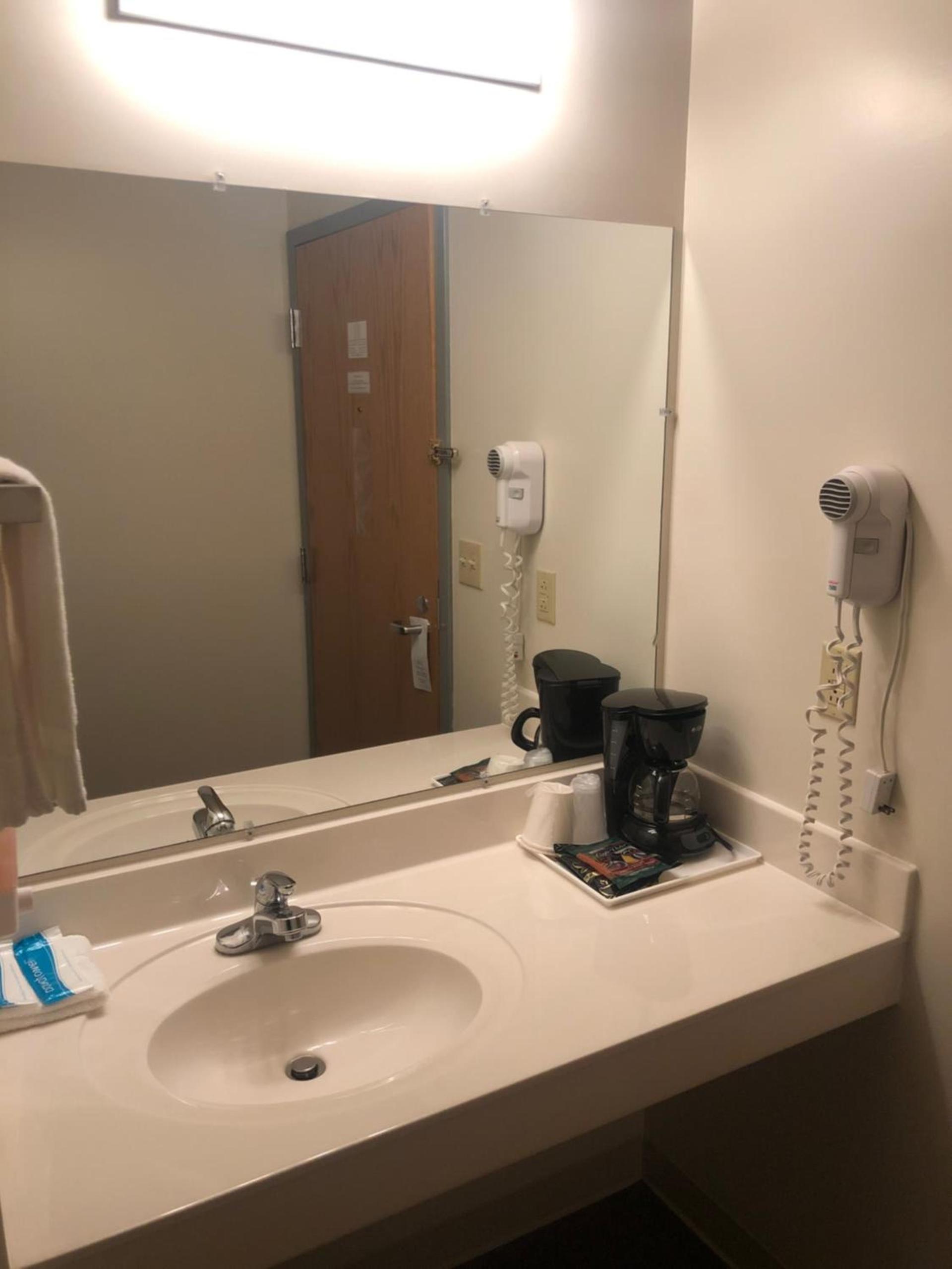 Simple Rewards inn photo 20