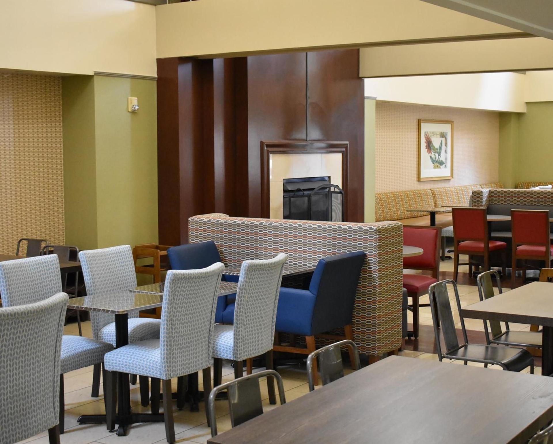 Holiday Inn Express Cleveland Downtown by IHG photo 6
