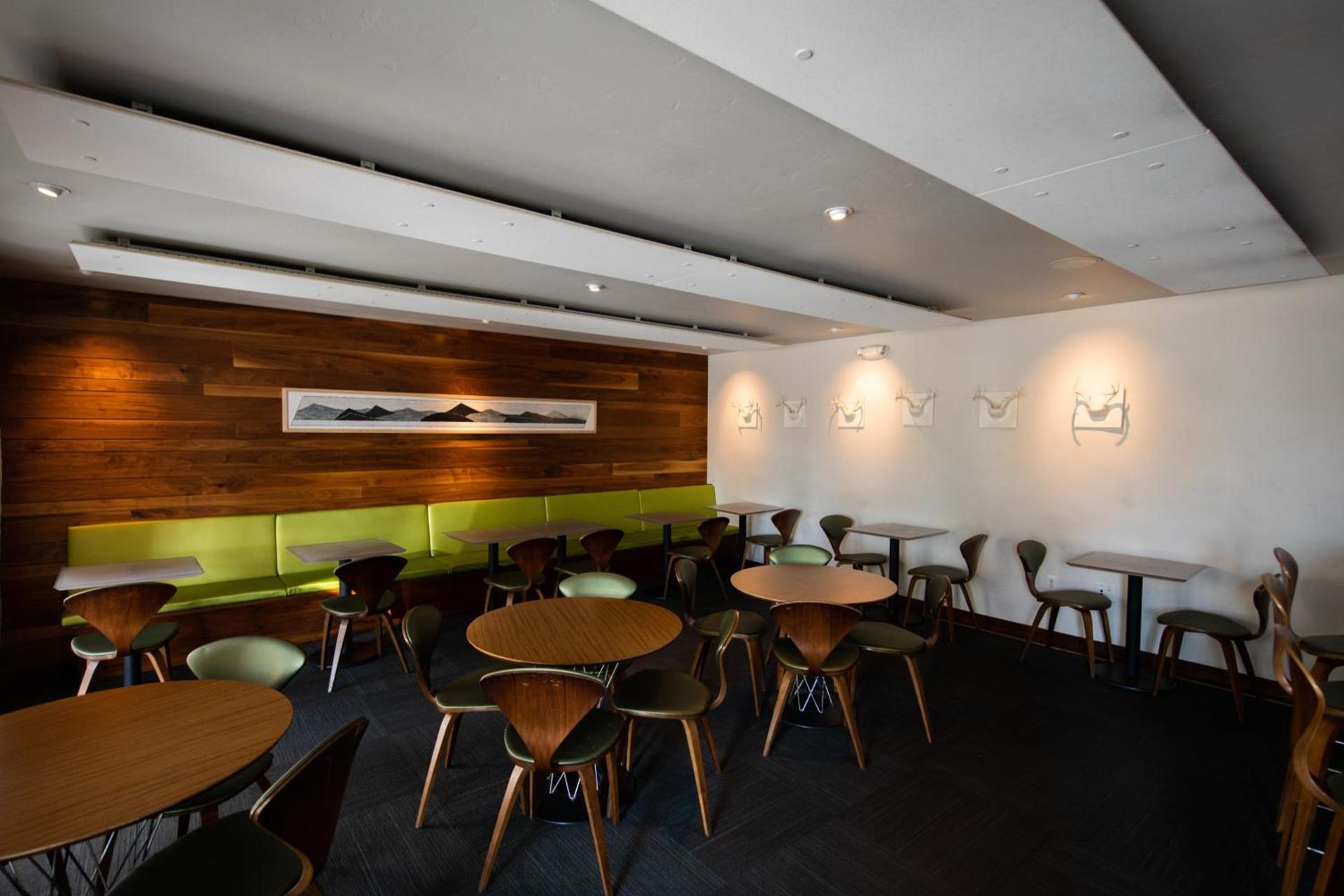 Modern Hotel photo 90