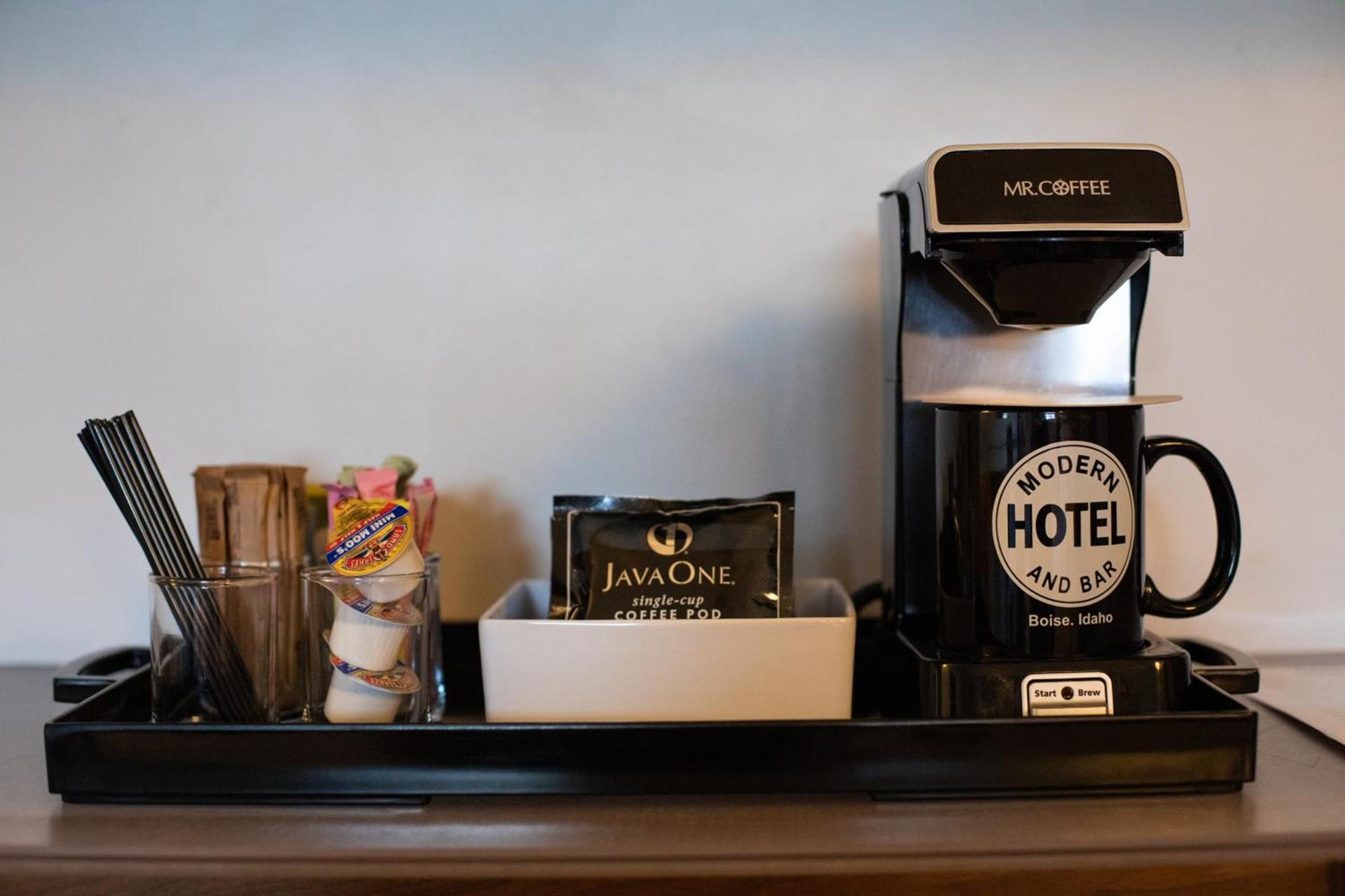 Modern Hotel photo 2