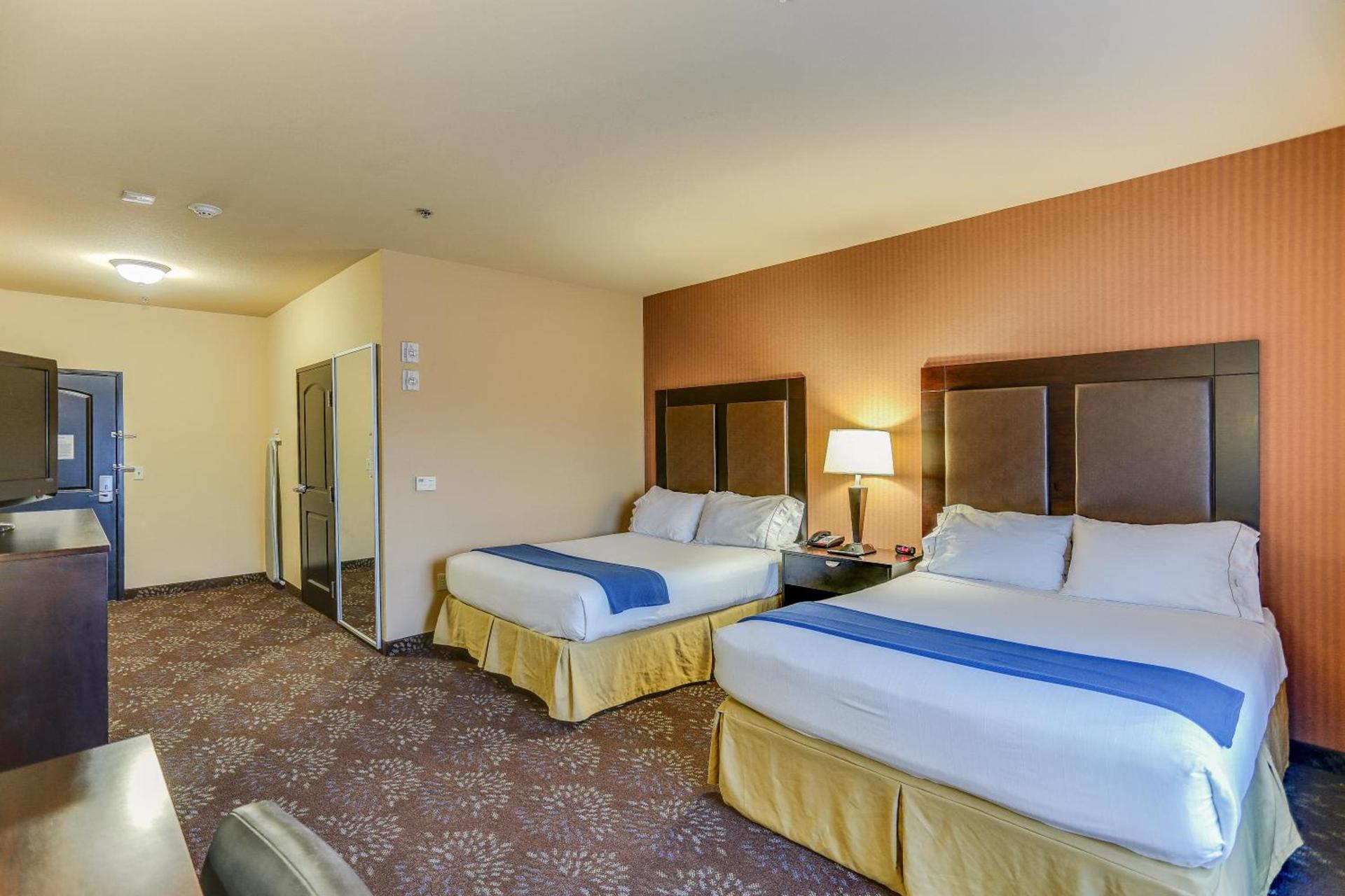 Holiday Inn Express Hotel & Suites Huntsville by IHG photo 36