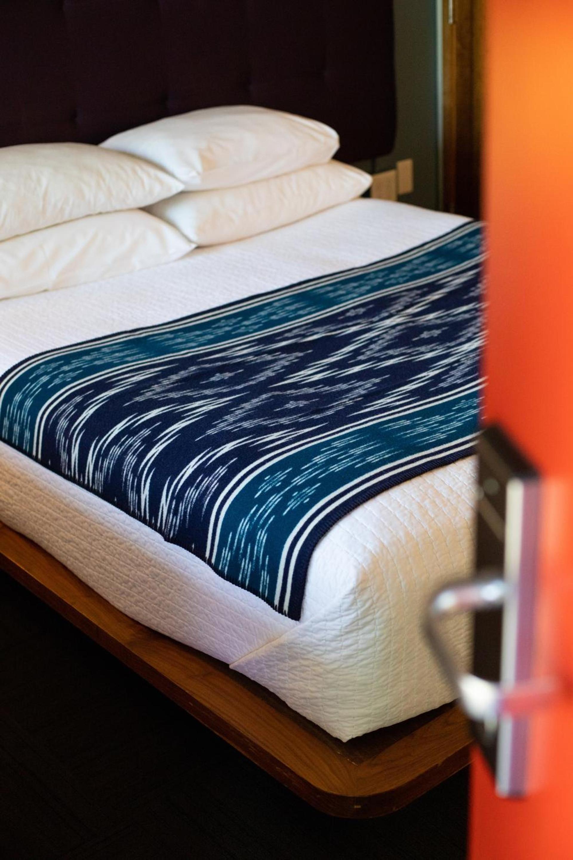 Modern Hotel photo 67