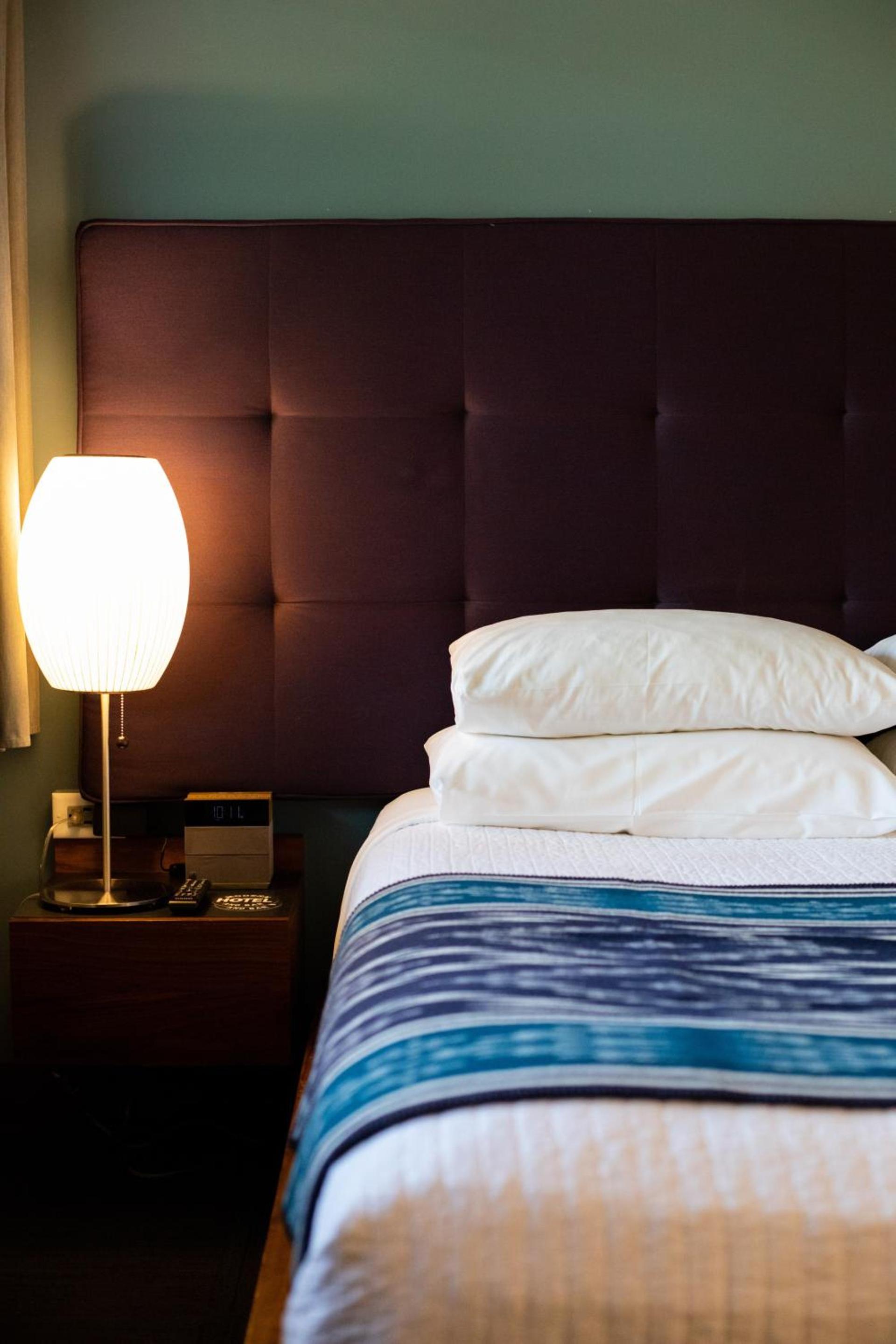 Modern Hotel photo 68