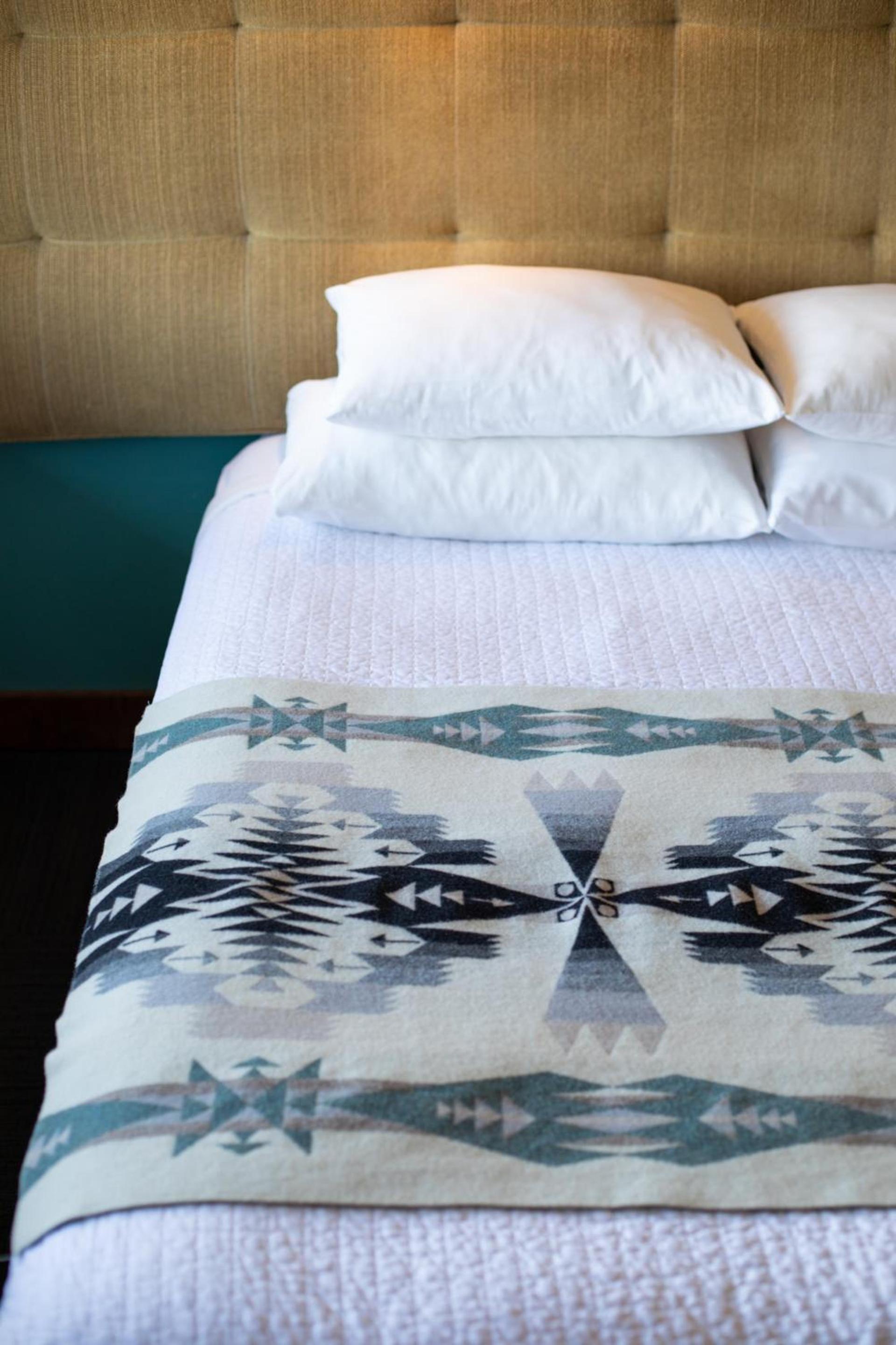 Modern Hotel photo 57