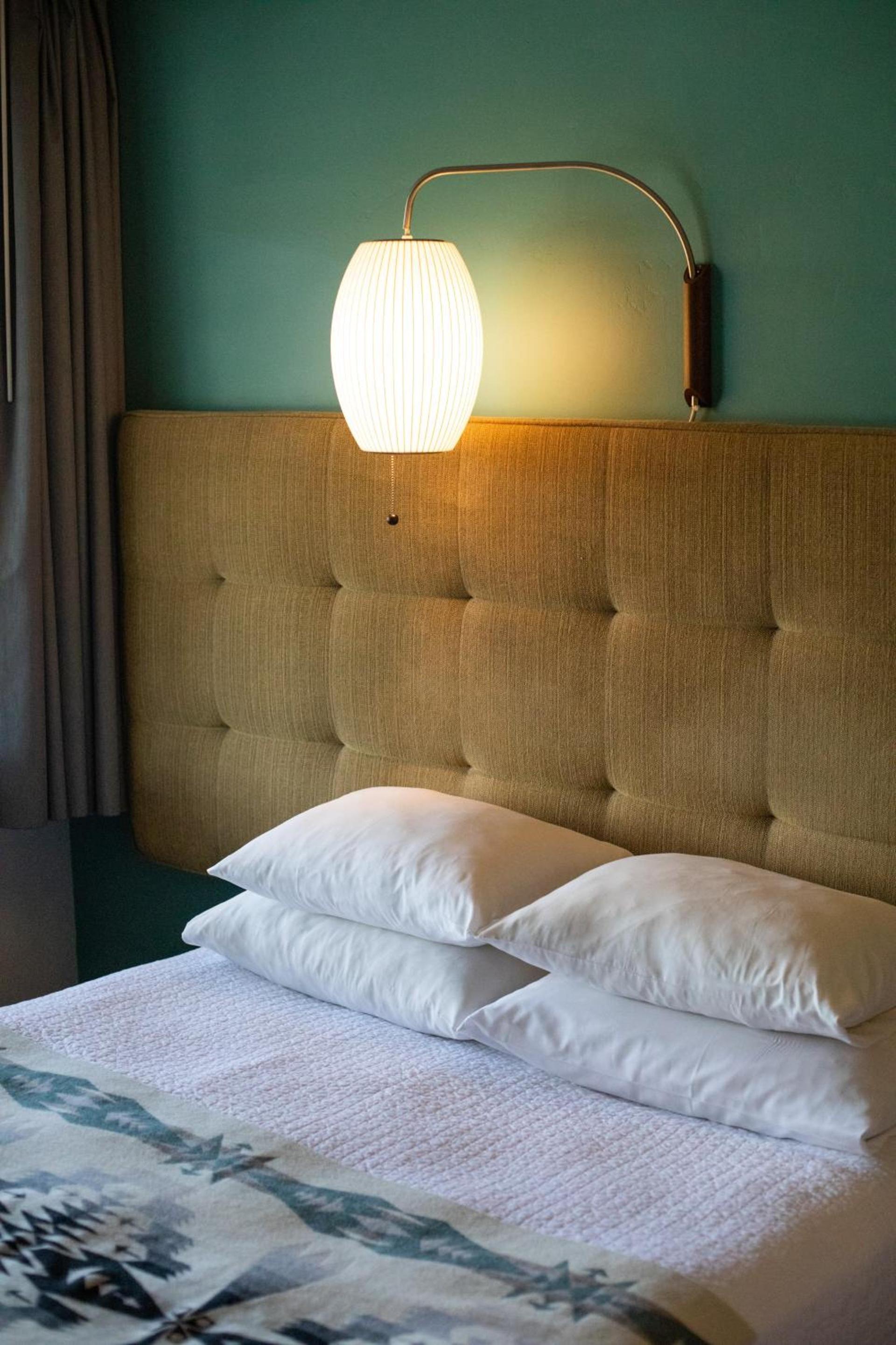 Modern Hotel photo 61