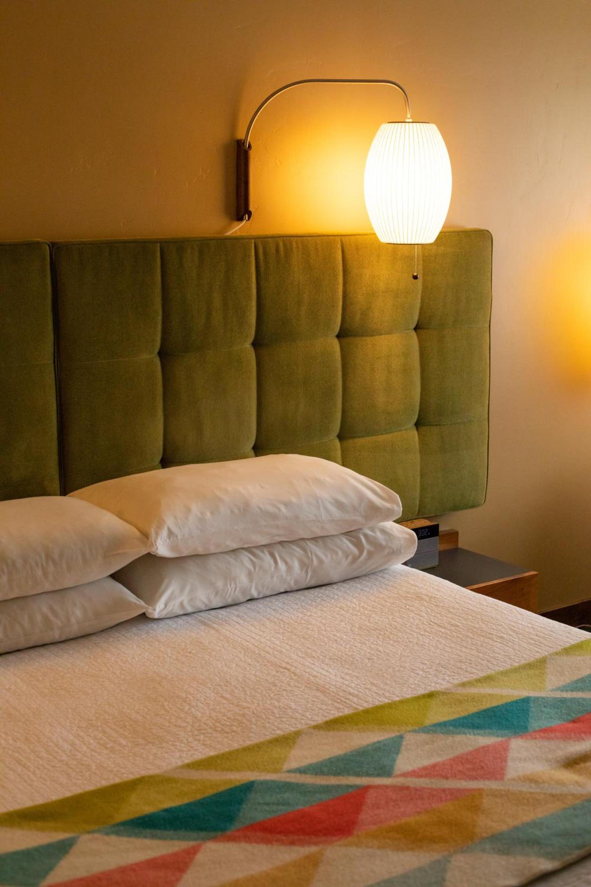 Modern Hotel photo 55