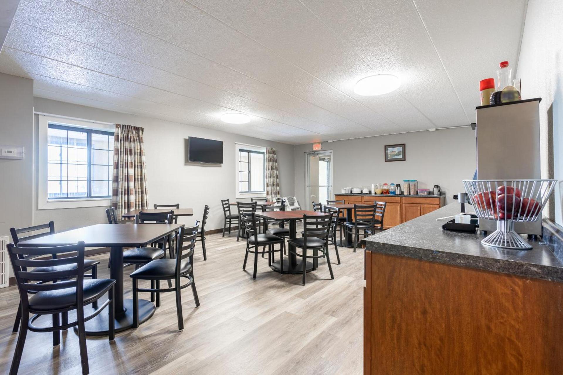 FairBridge Inn Express Monroe City photo 19