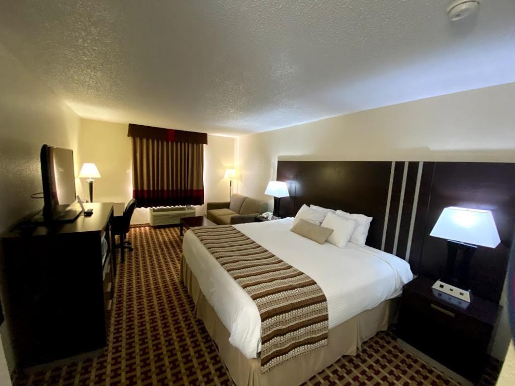 Baymont by Wyndham Smyrna photo 19