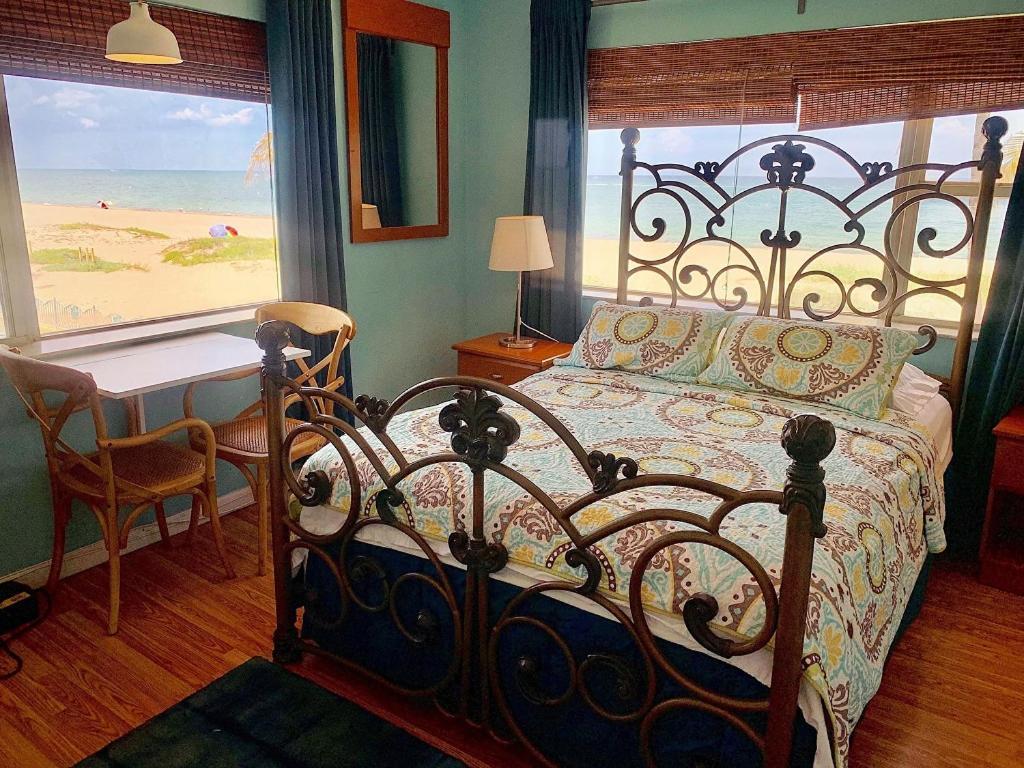 Ebb Tide Resort photo 34