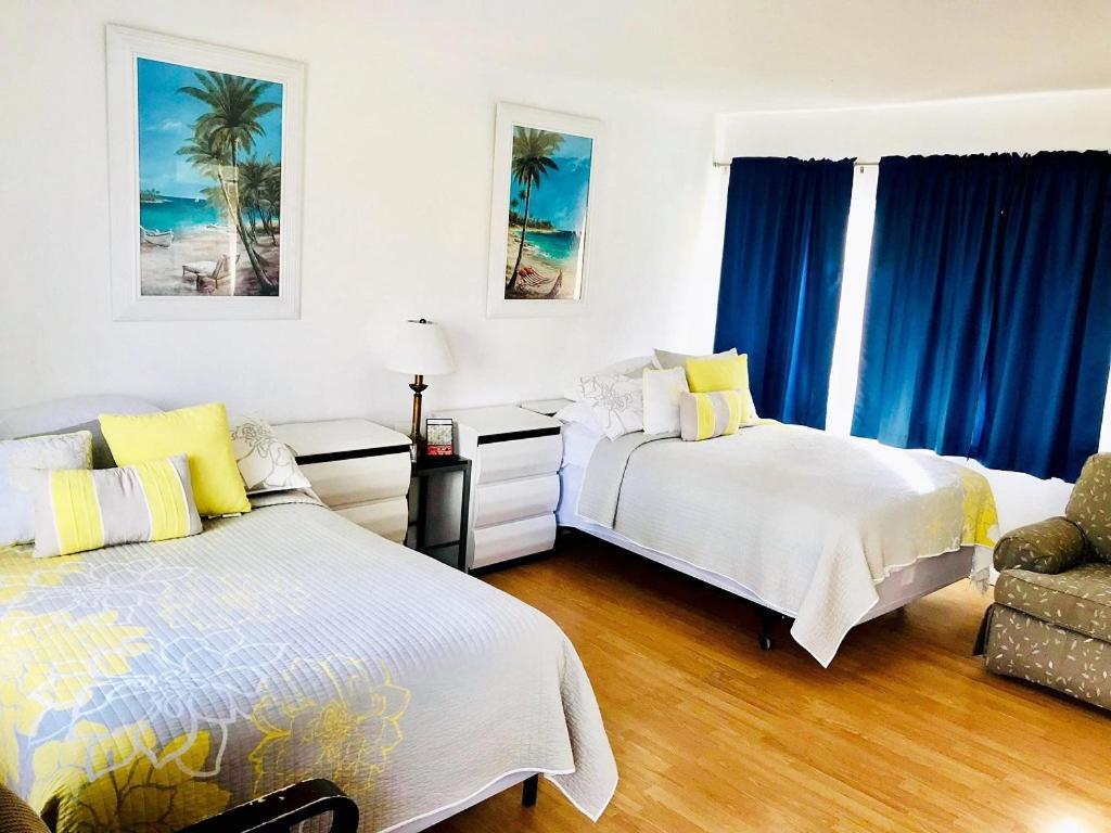 Ebb Tide Resort photo 20