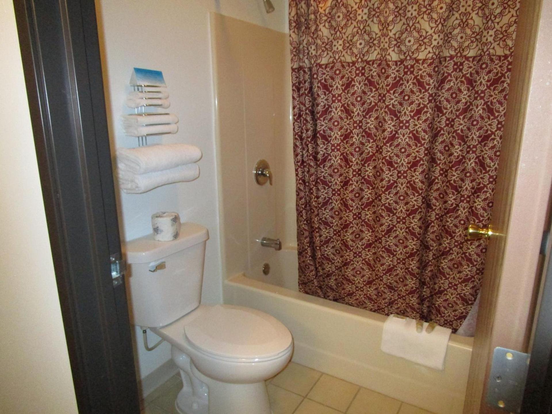 Dakota Country Inn photo 23