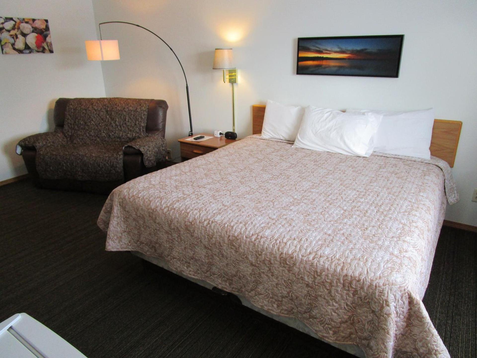 Dakota Country Inn photo 16