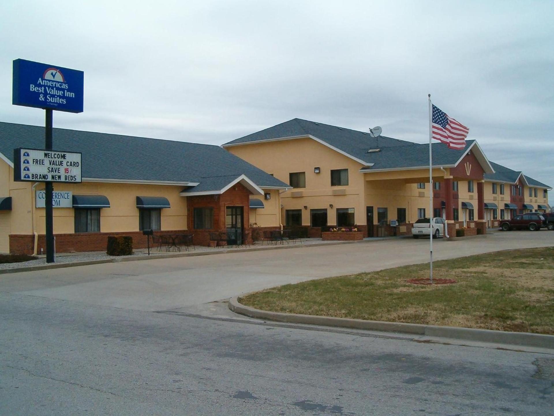 Americas Best Value Inn and Suites - Nevada — hotel in Nevada