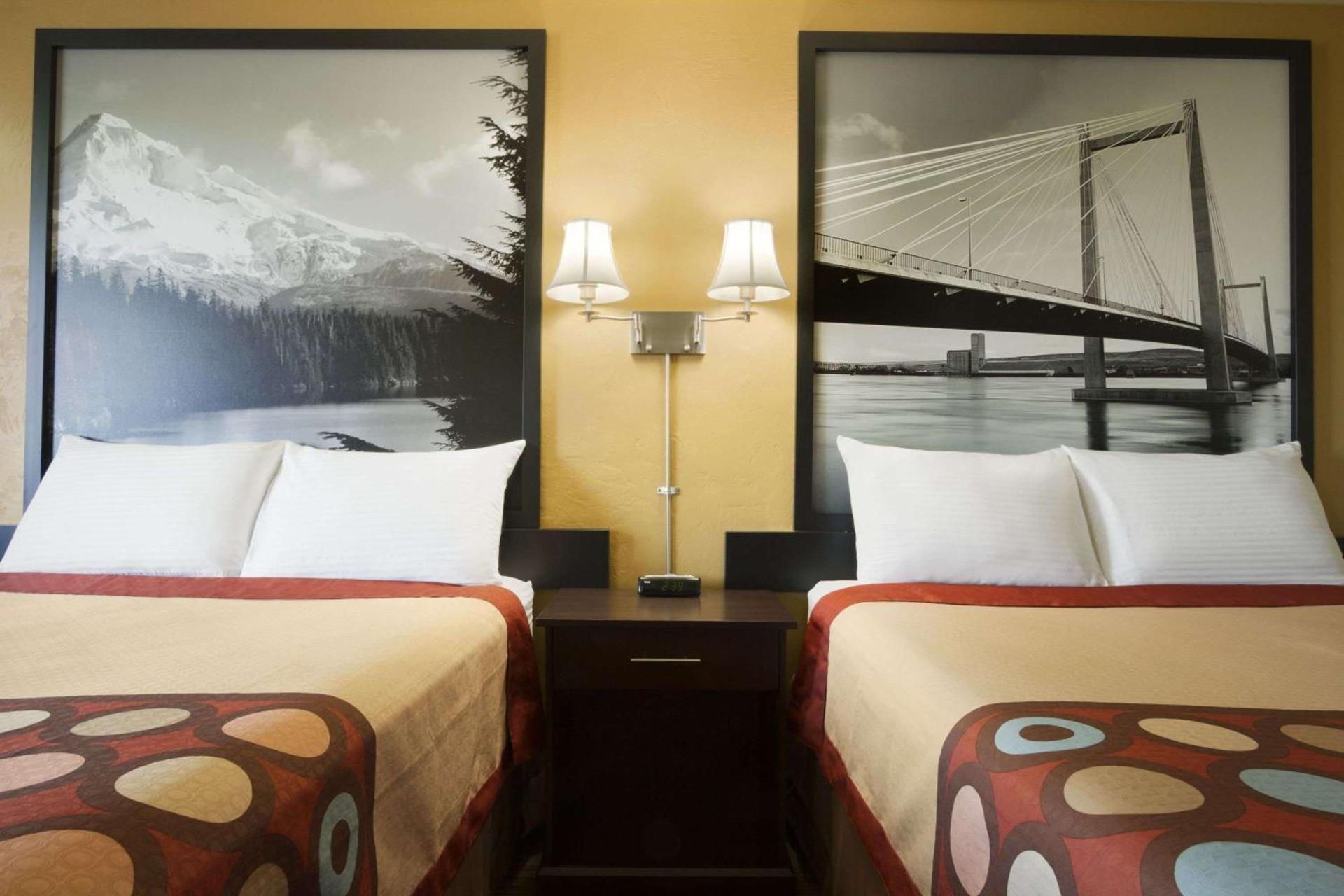 Super 8 by Wyndham Kennewick photo 48