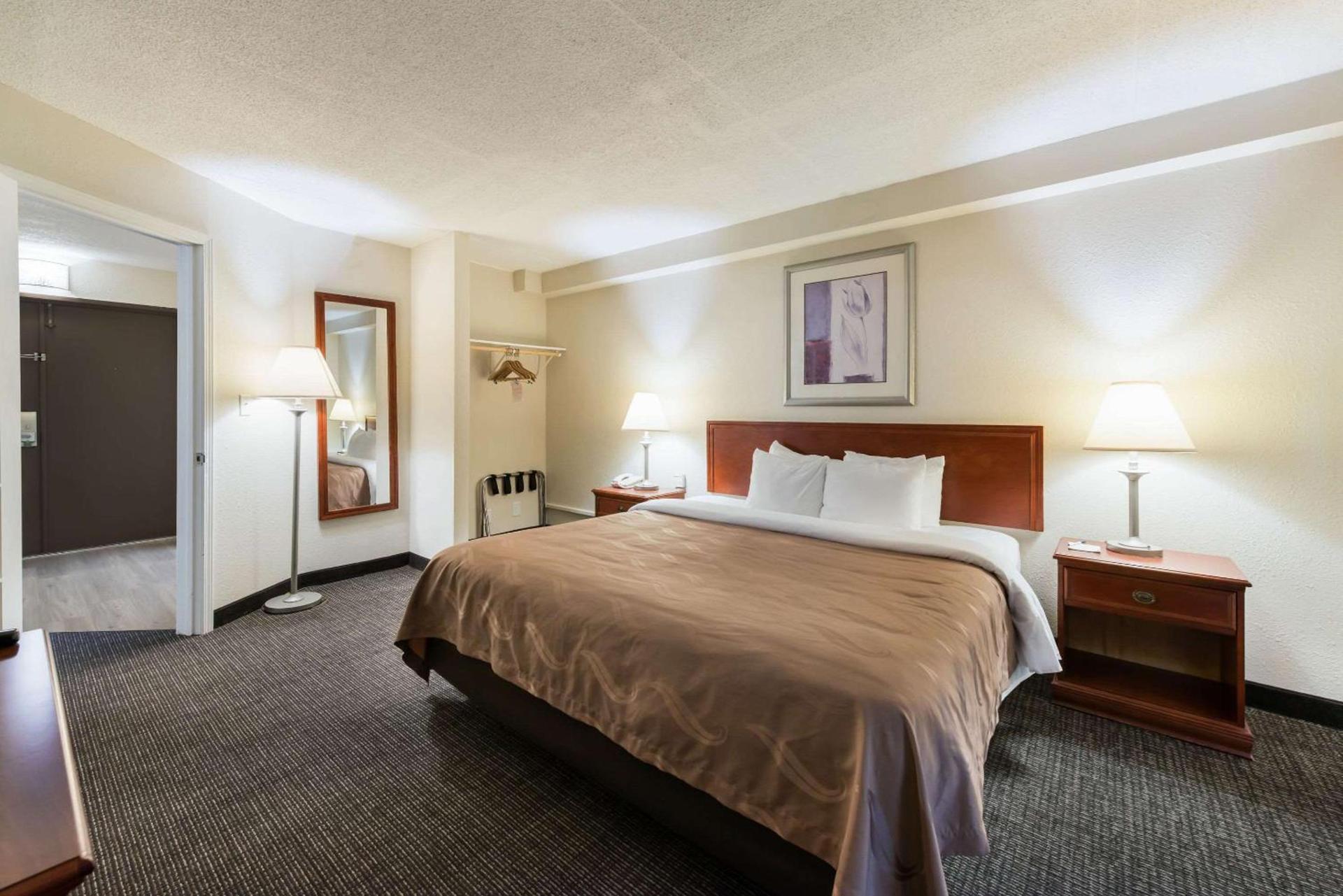 Quality Inn Bradley- Bourbonnais photo 9