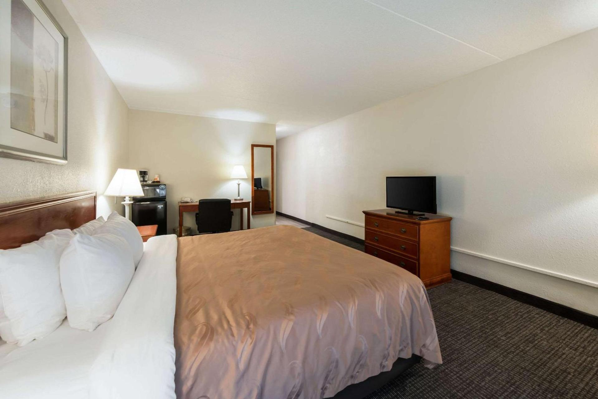 Quality Inn Bradley- Bourbonnais photo 11