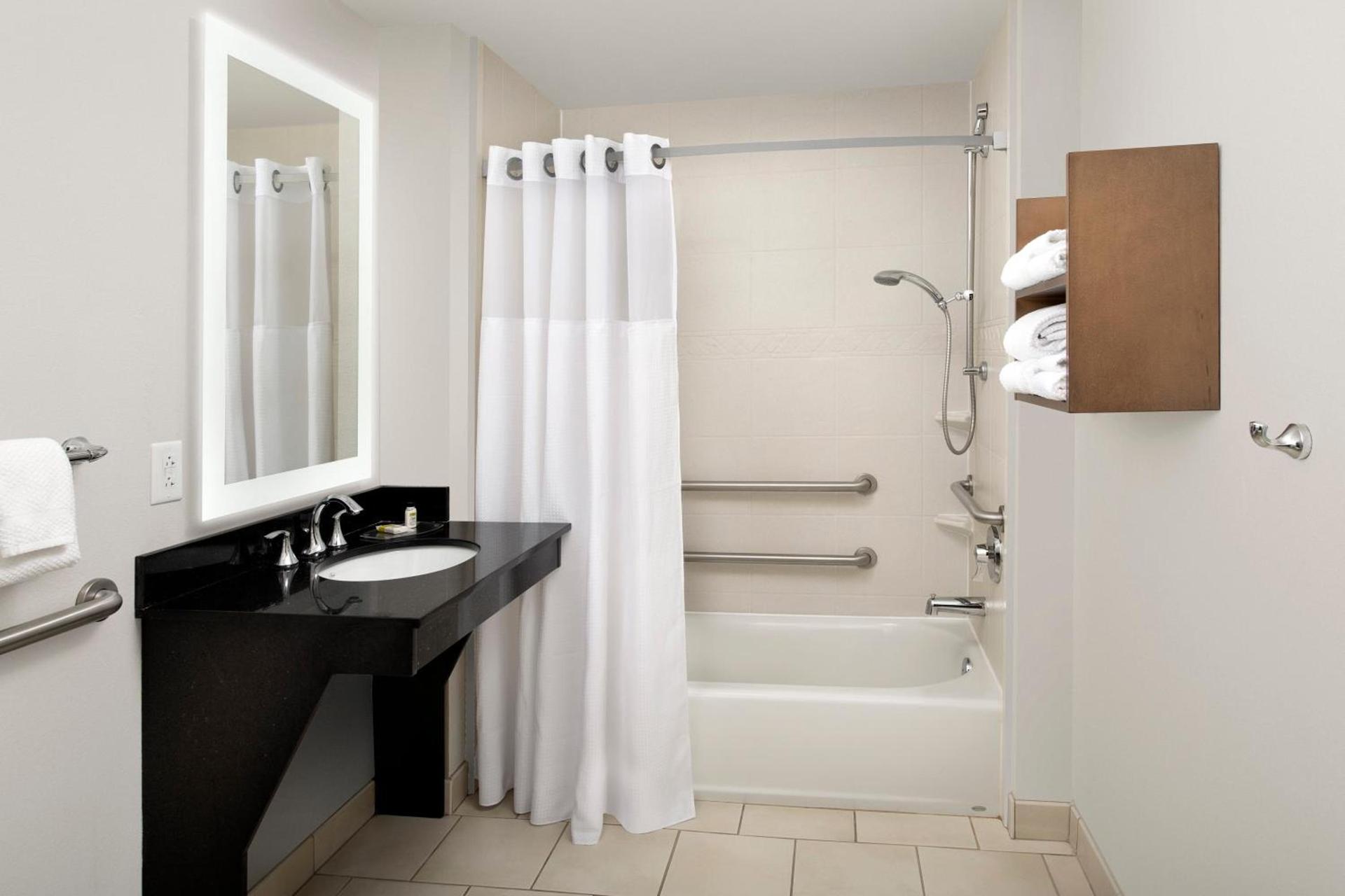 Staybridge Suites Columbia by IHG photo 18