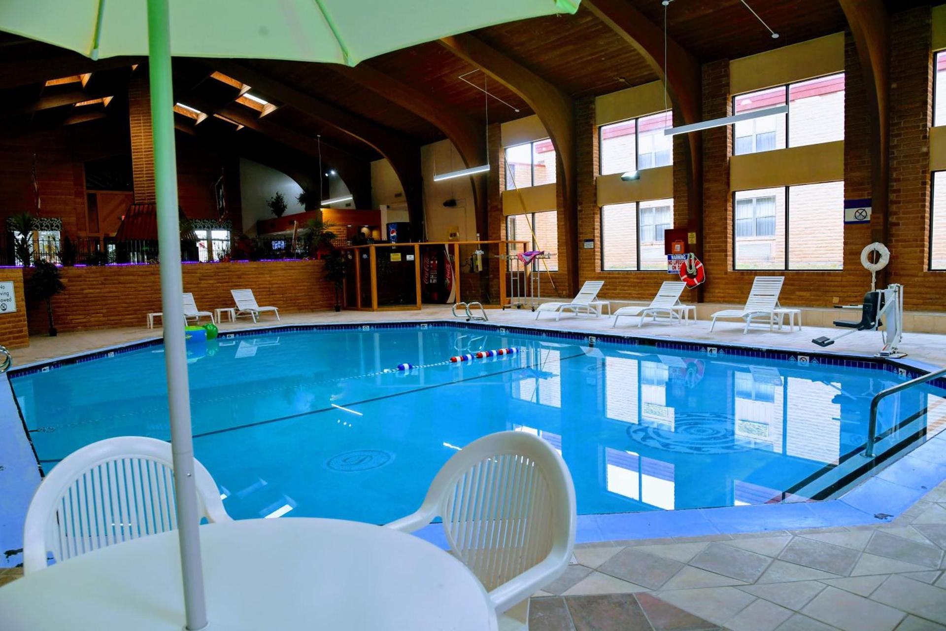 Douglas Inn and Conference Center photo 26