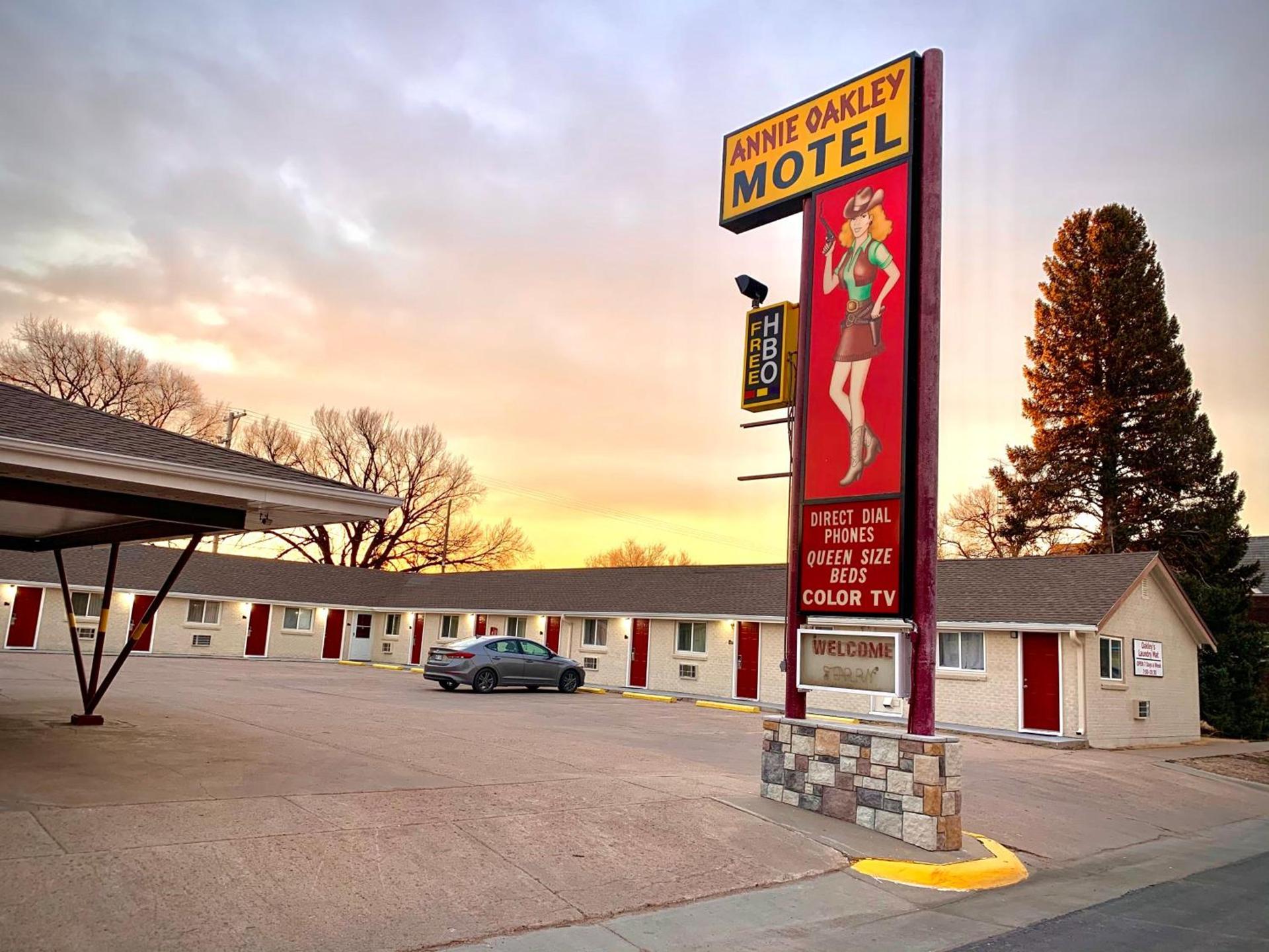 Annie Oakley Motel Oakley — hotel in Oakley