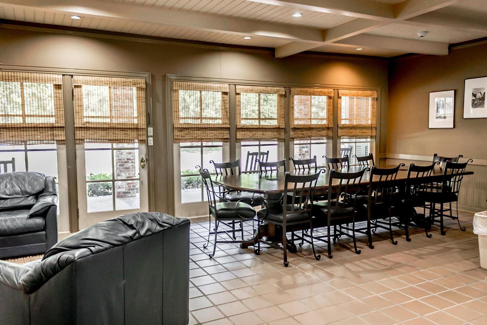 The Lodge at The Bluffs photo 91