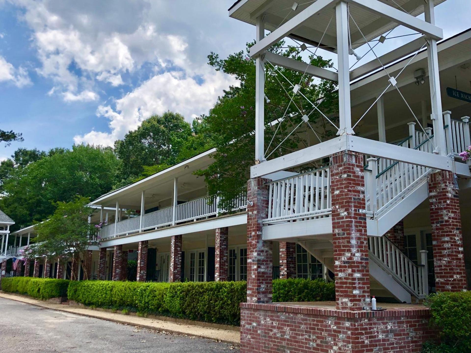 The Lodge at The Bluffs photo 1