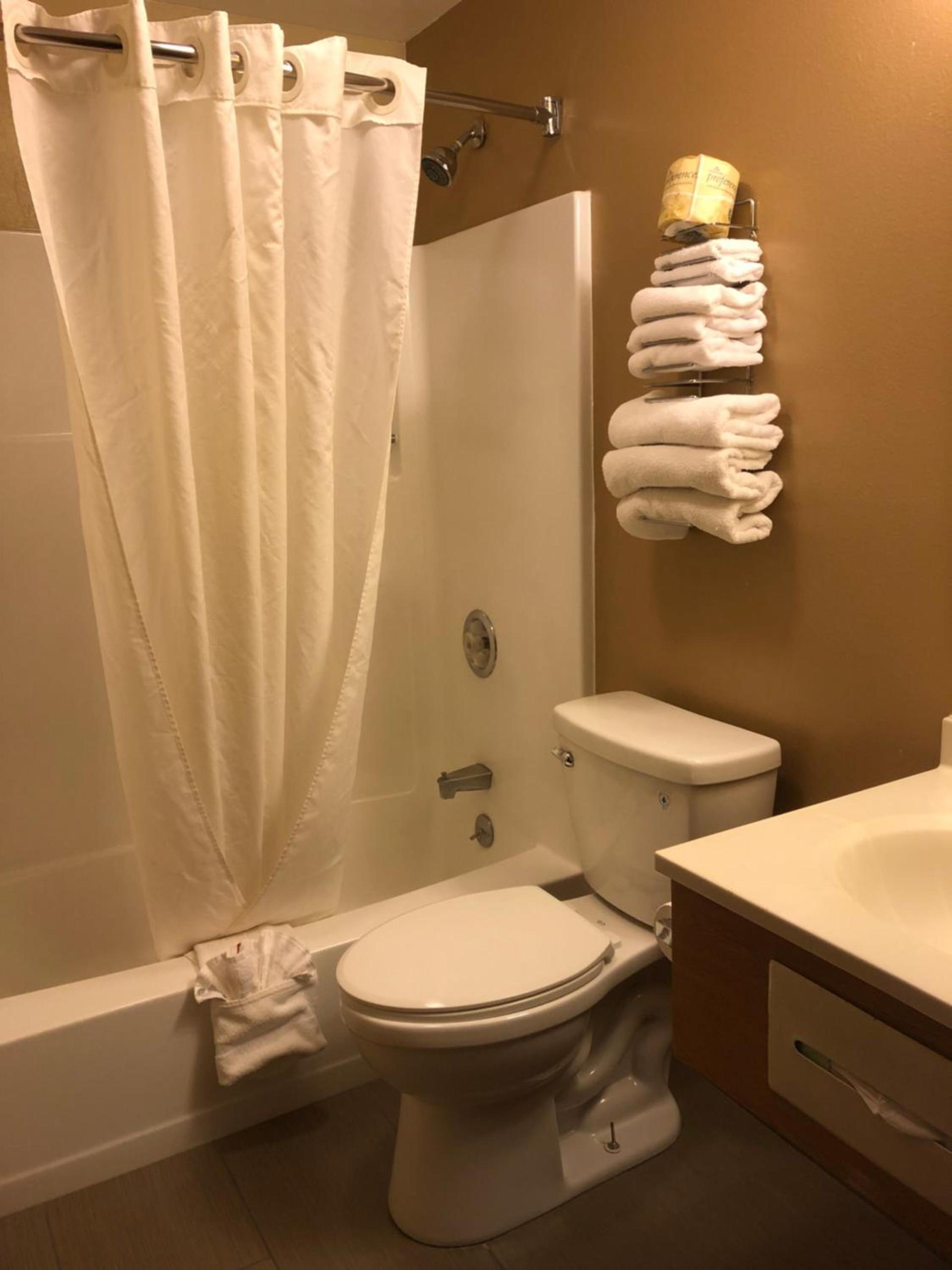 Super 8 by Wyndham Carson City Lake Tahoe photo 19