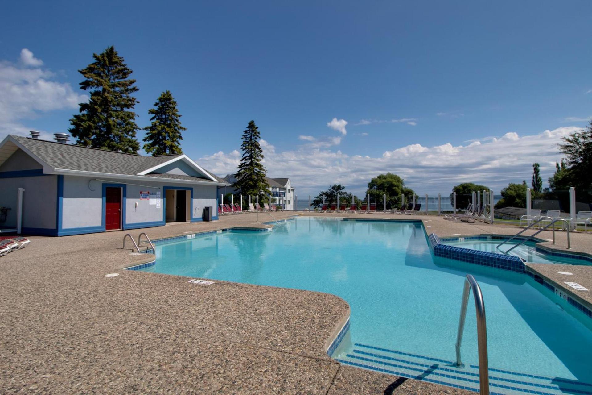 Best Western Harbour Pointe Lakefront photo 44