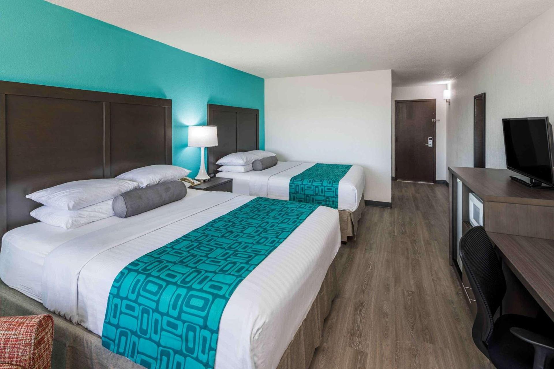 Howard Johnson by Wyndham Beaufort/Parris Island photo 6