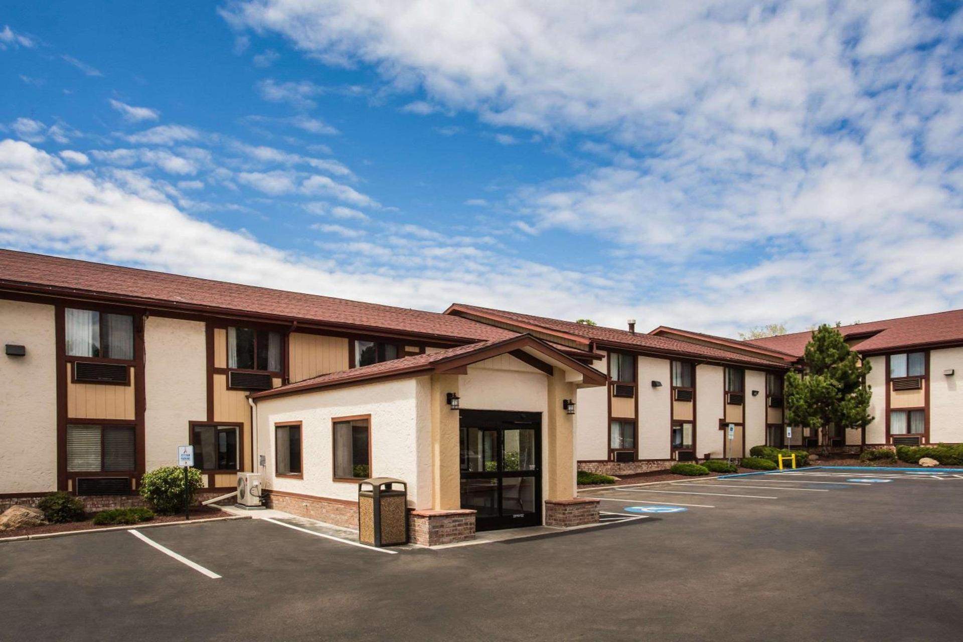 Super 8 by Wyndham Flagstaff photo 35