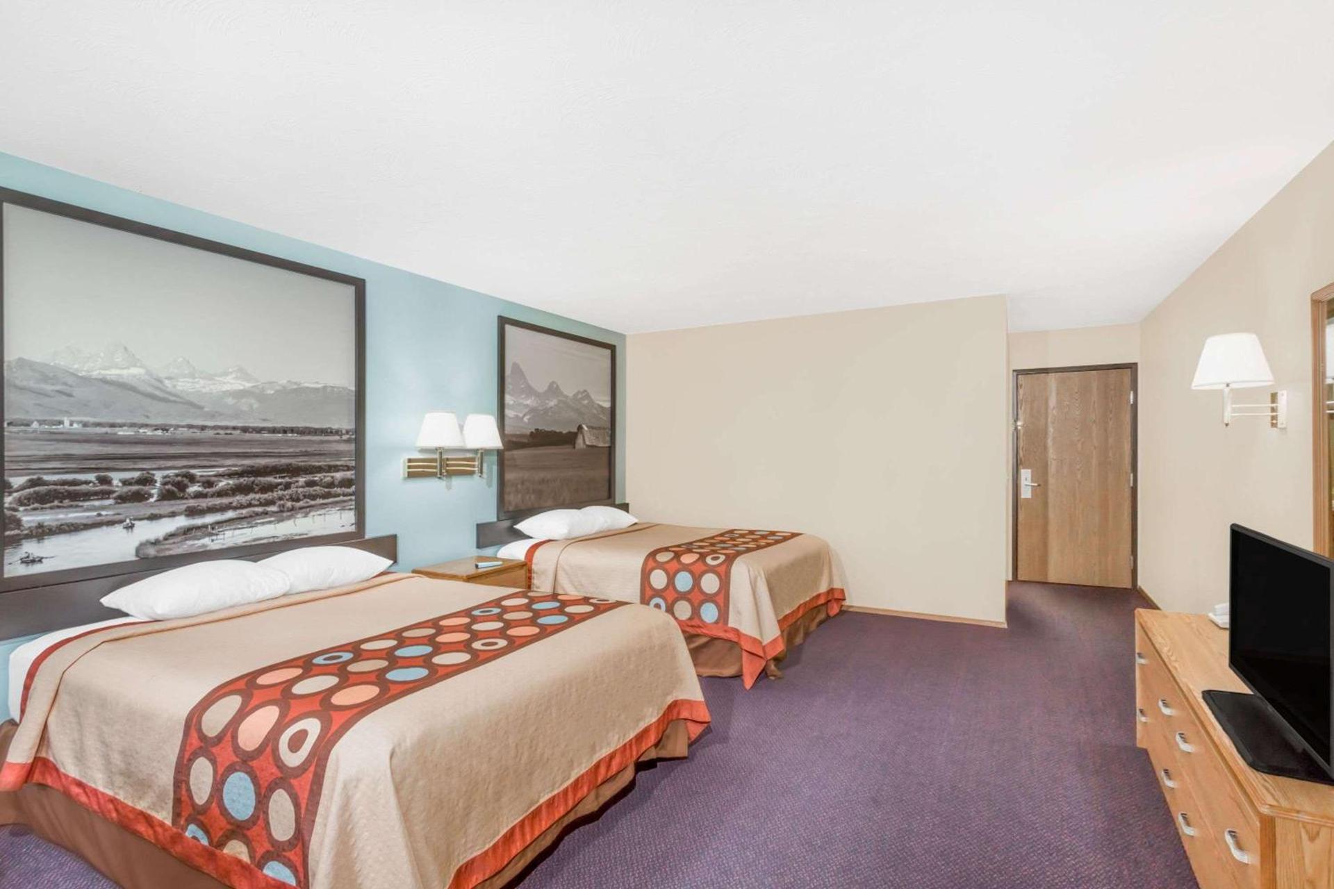 Super 8 by Wyndham Driggs photo 10