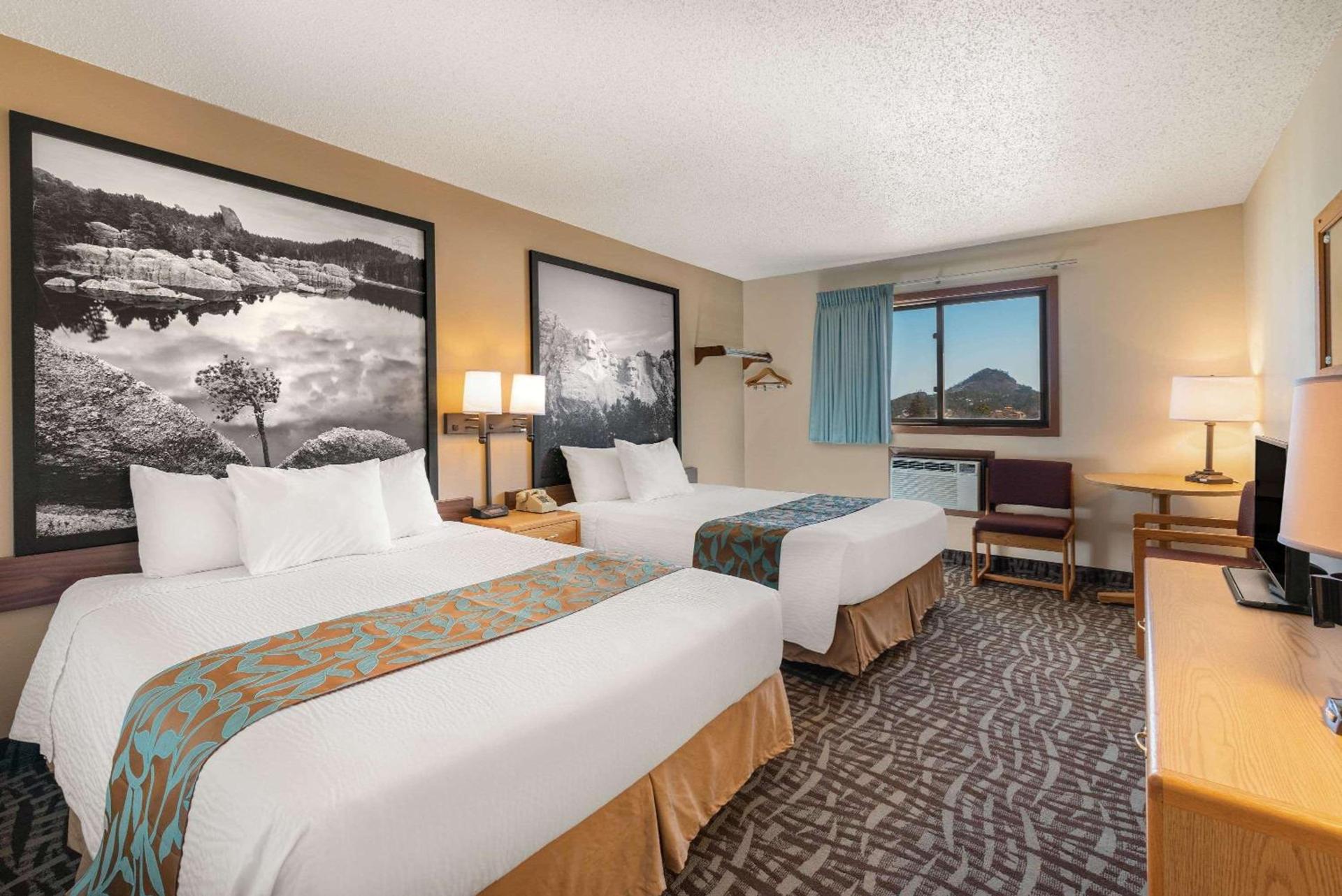 Super 8 by Wyndham Hill City/Mt Rushmore/ Area photo 27