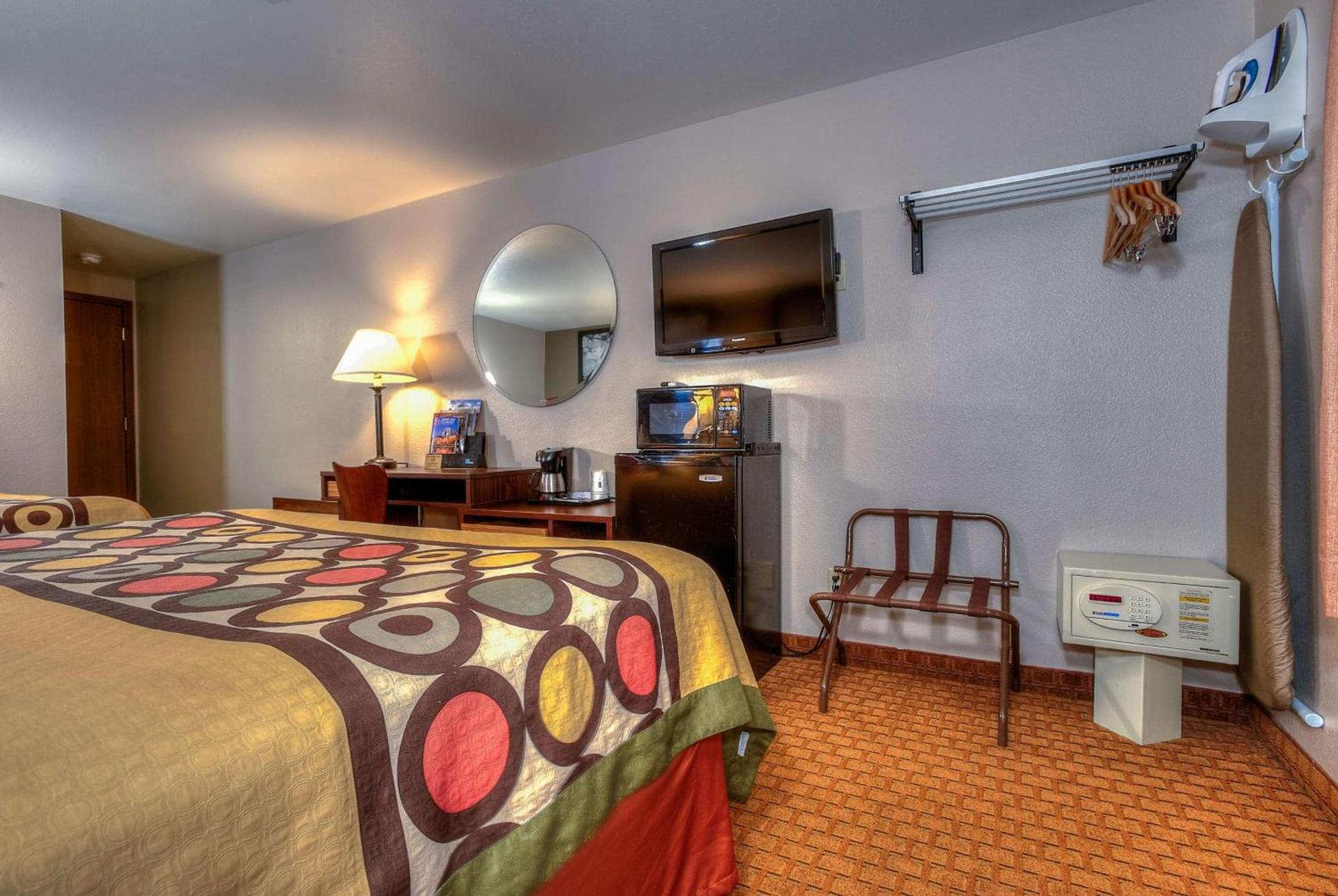 Super 8 by Wyndham Jackson Hole photo 29