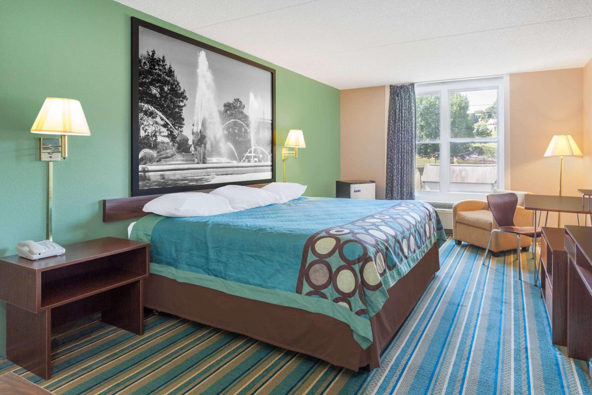 Super 8 by Wyndham Harrisburg Hershey West photo 7