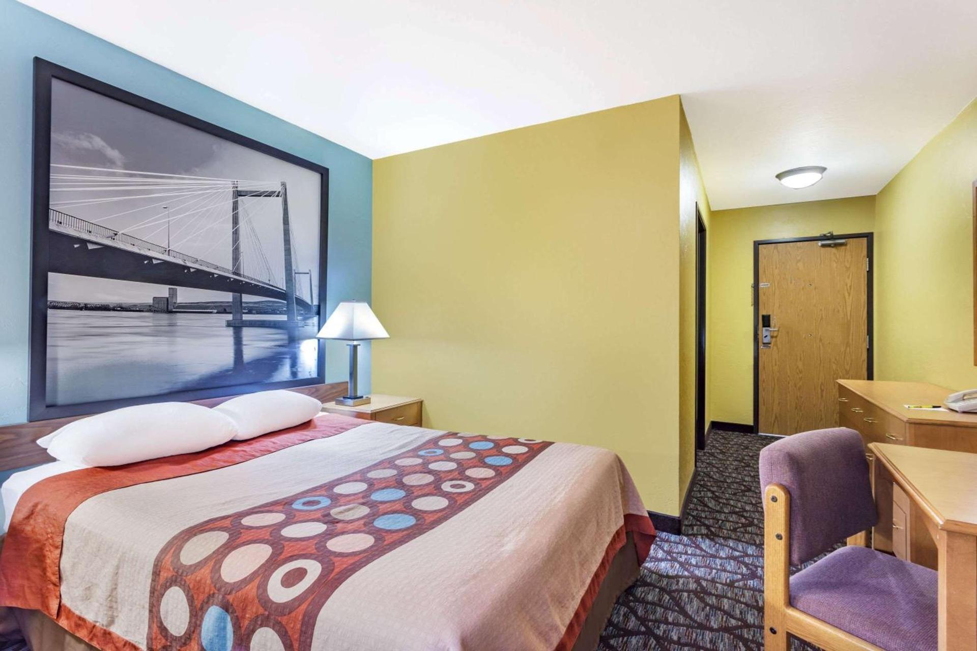 Super 8 by Wyndham Union Gap Yakima Area photo 8