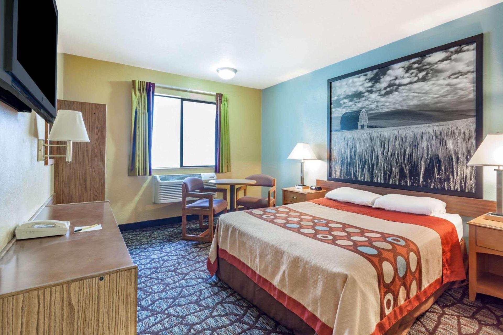 Super 8 by Wyndham Union Gap Yakima Area photo 11
