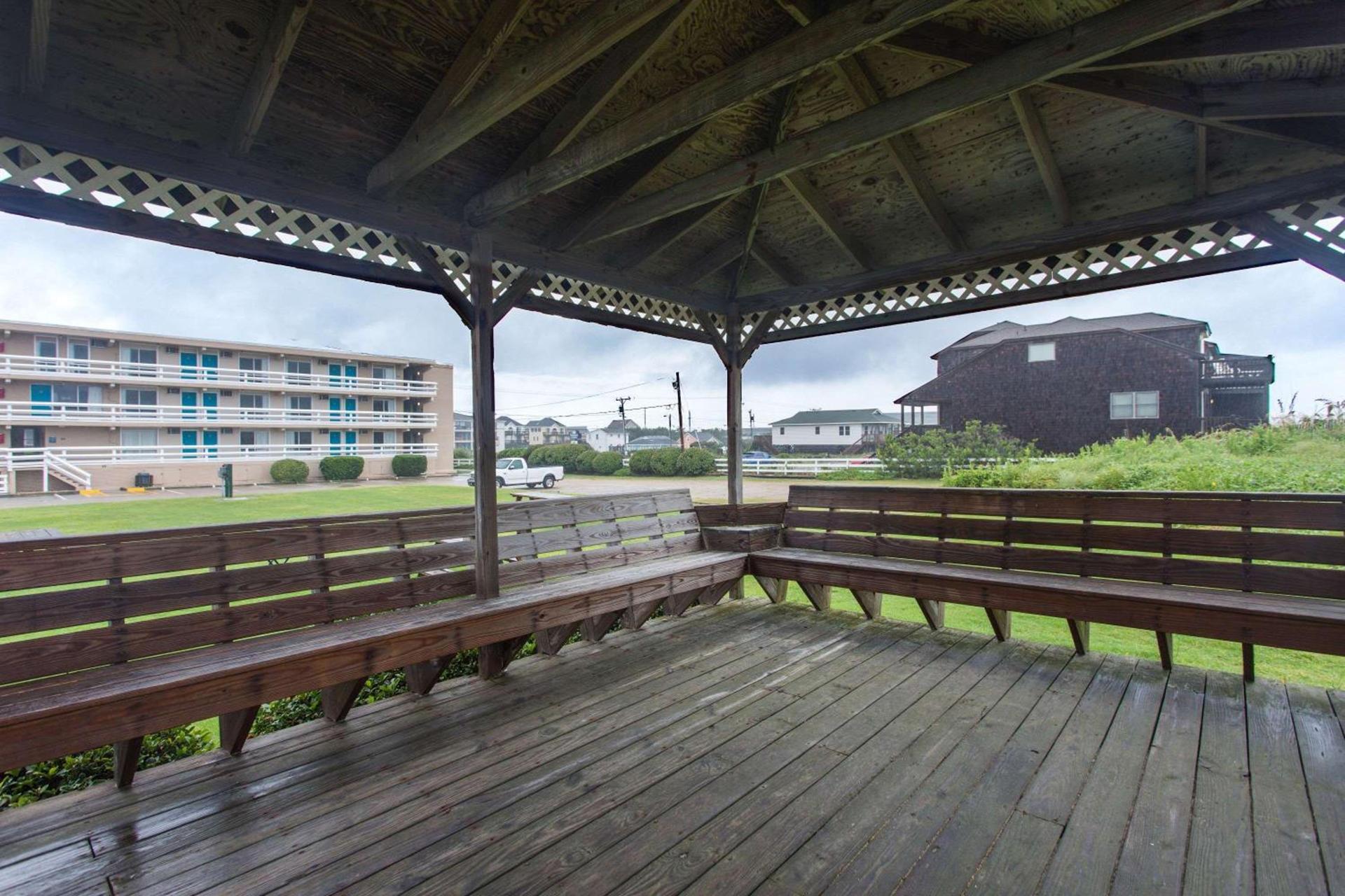 Mariner Inn And Suites photo 35